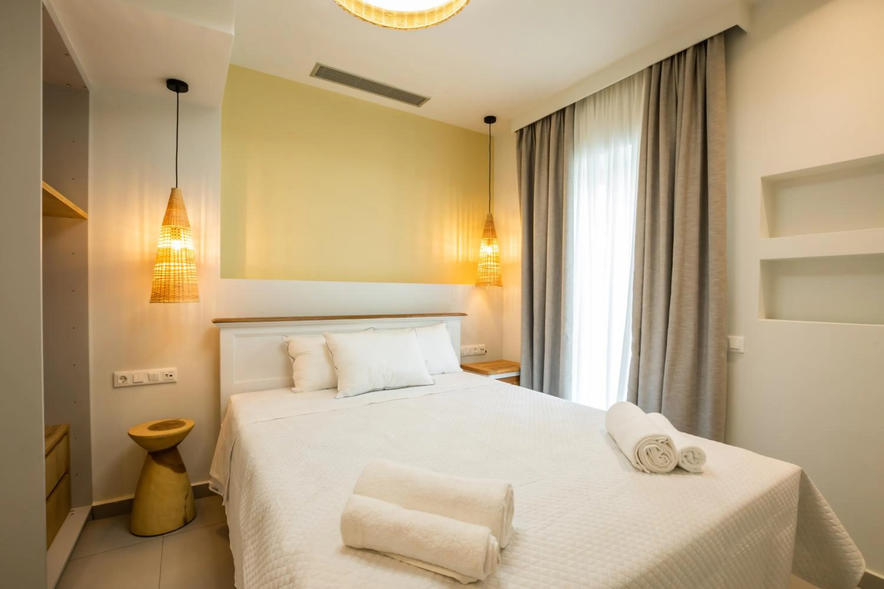 Bedroom, Bed in Onyro Villas