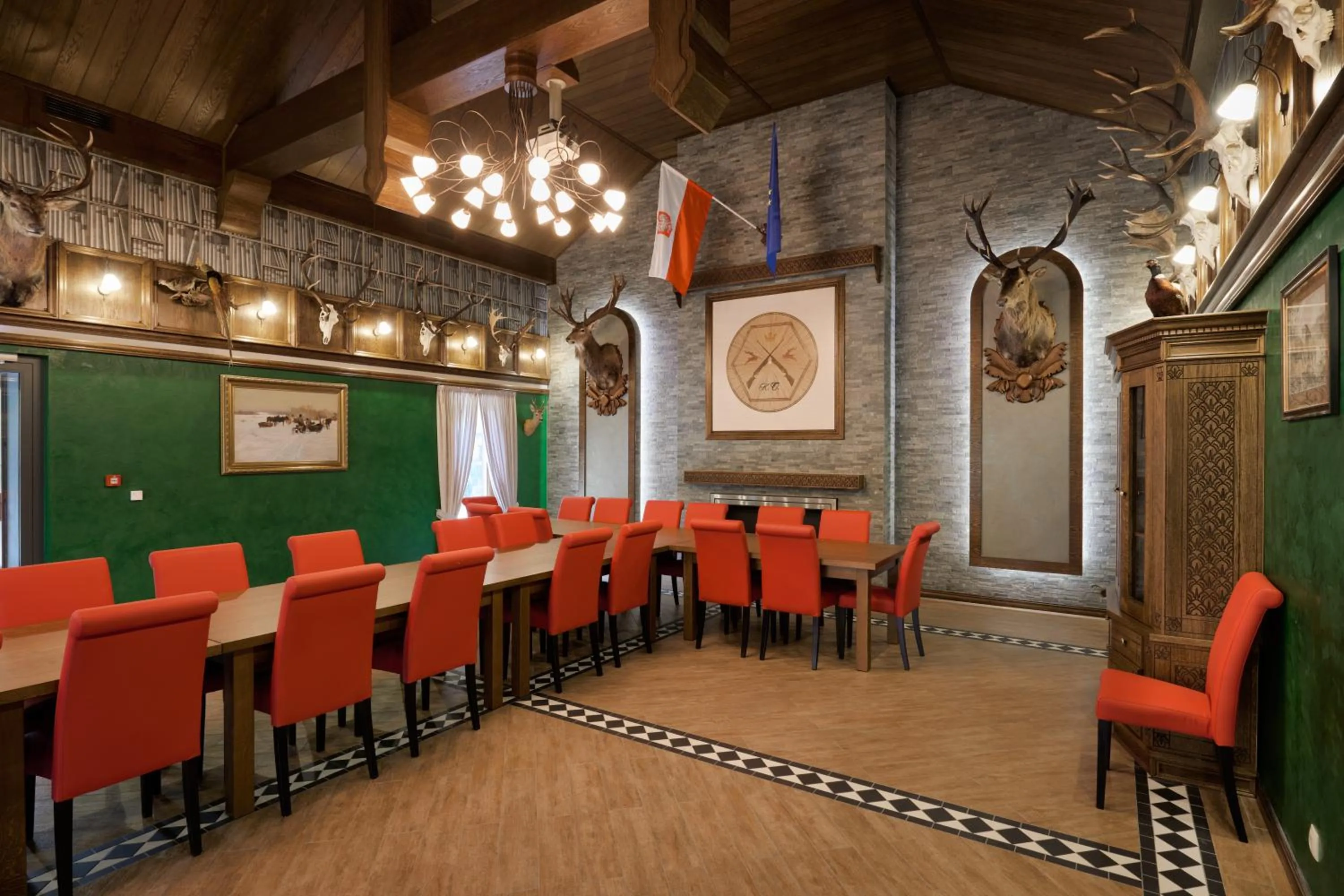 Restaurant/places to eat in Evita Hotel & SPA