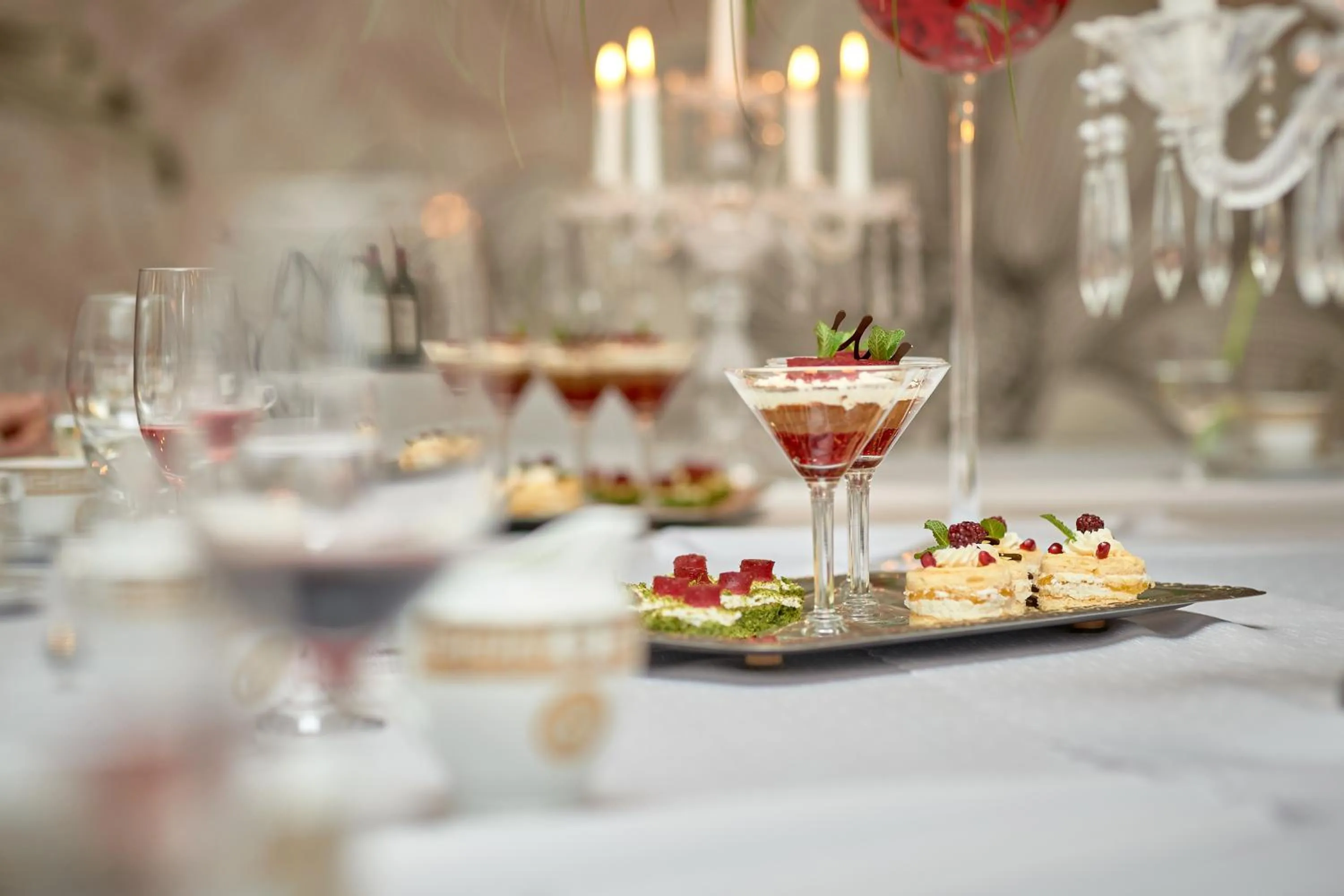 Restaurant/places to eat in Evita Hotel & SPA