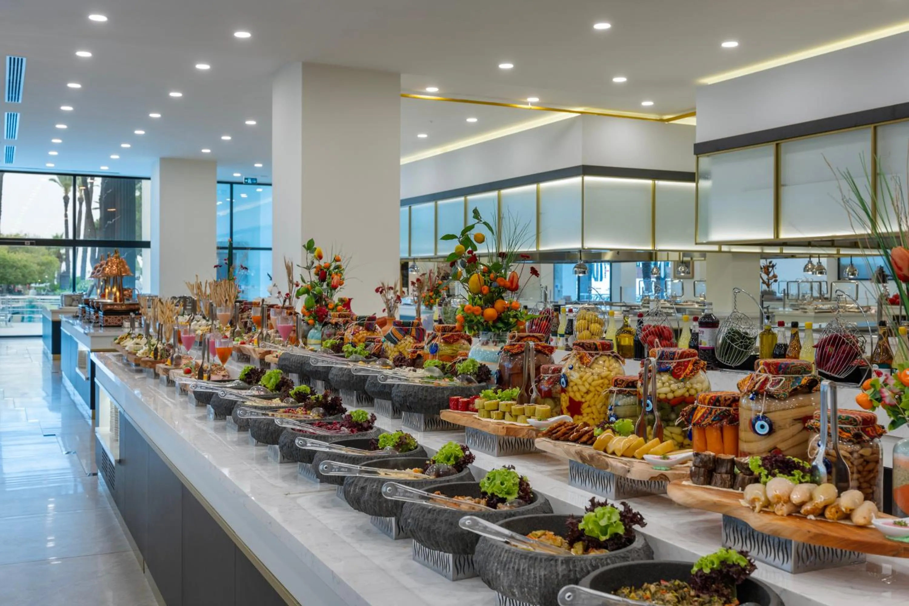 Restaurant/places to eat in Dobedan World Palace Hotel ''Ex Brand Alva Donna World Palace ''