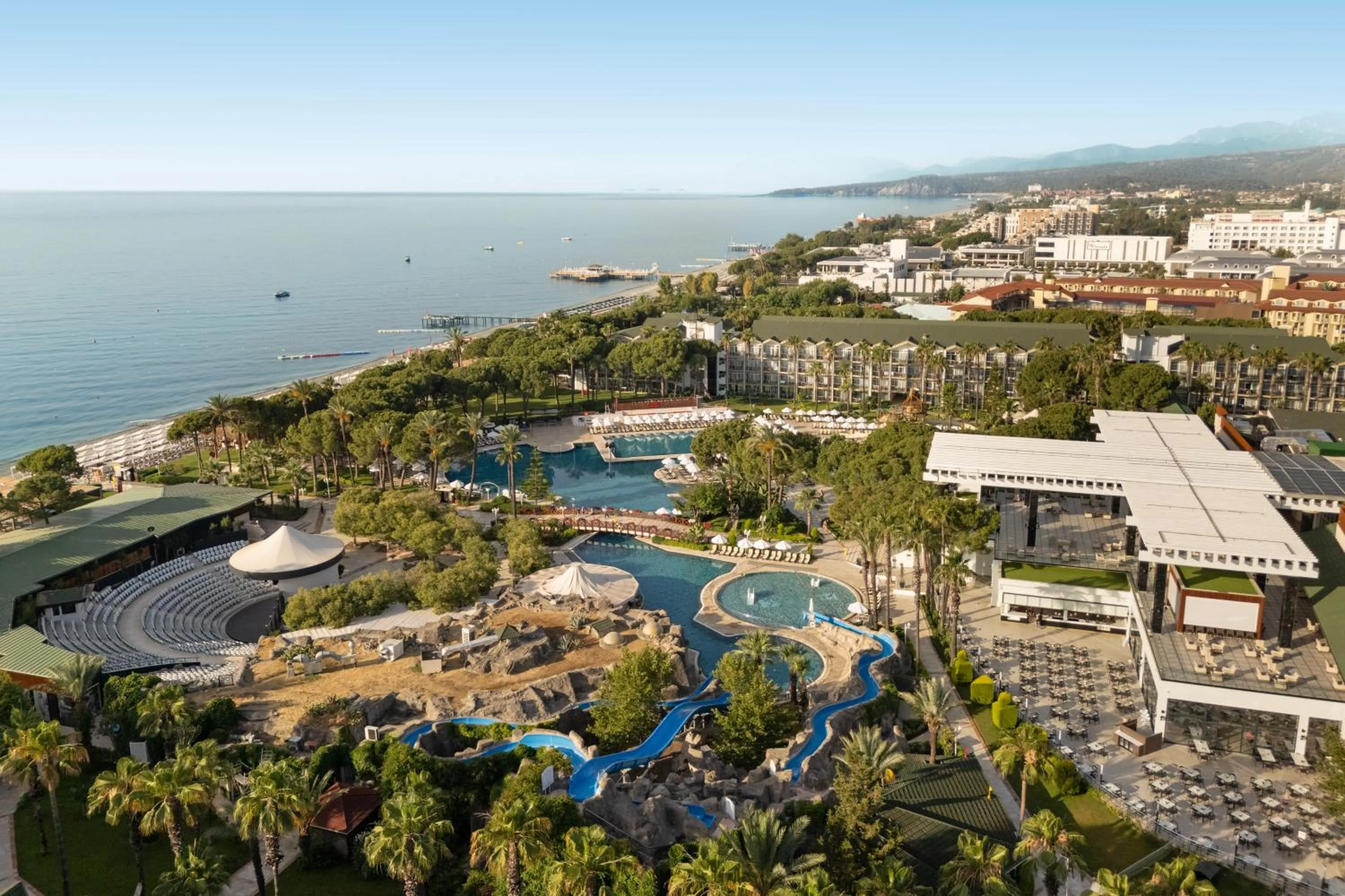 Property building in Dobedan World Palace Hotel ''Ex Brand Alva Donna World Palace ''