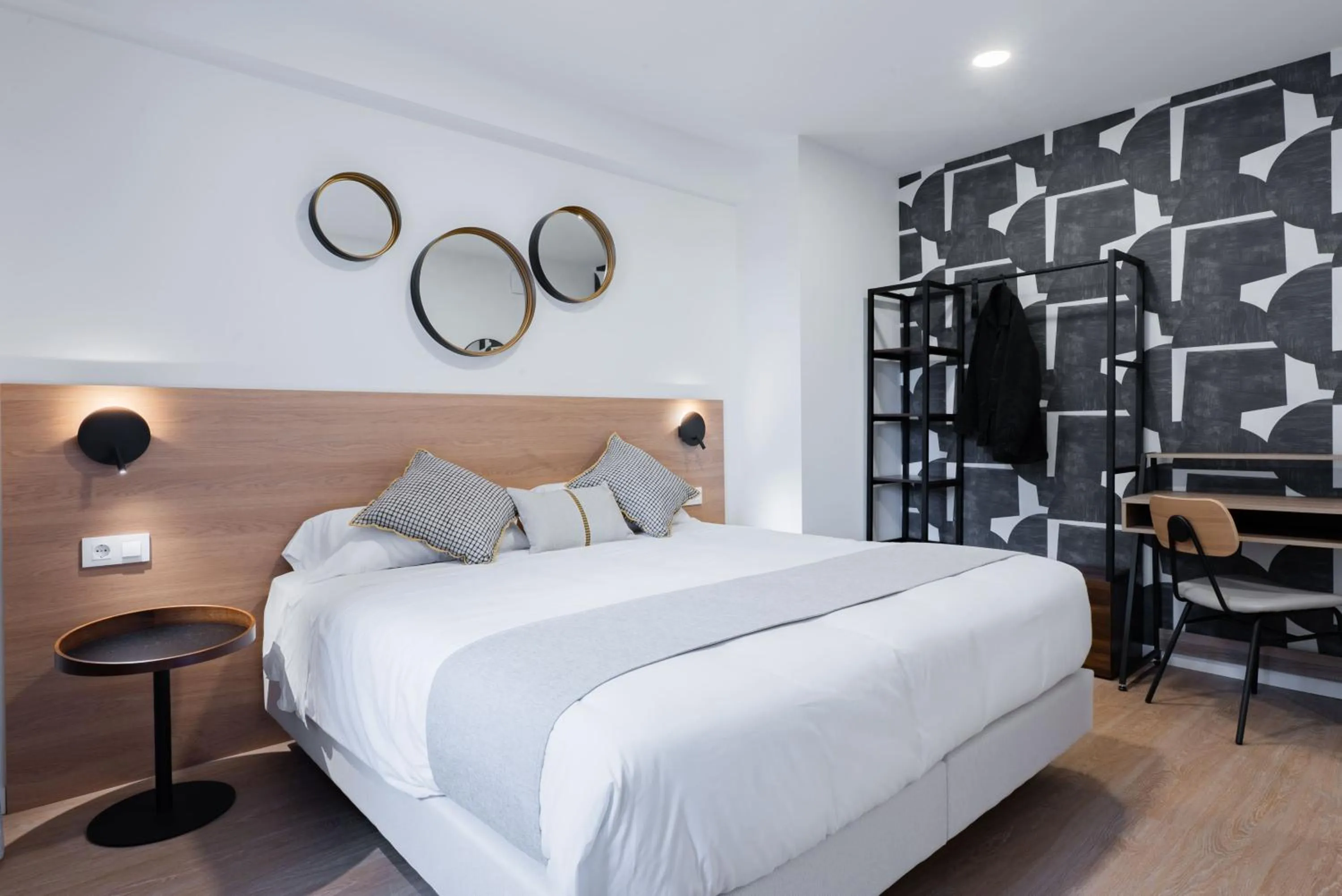 Bed in Smartr Valencia Turia