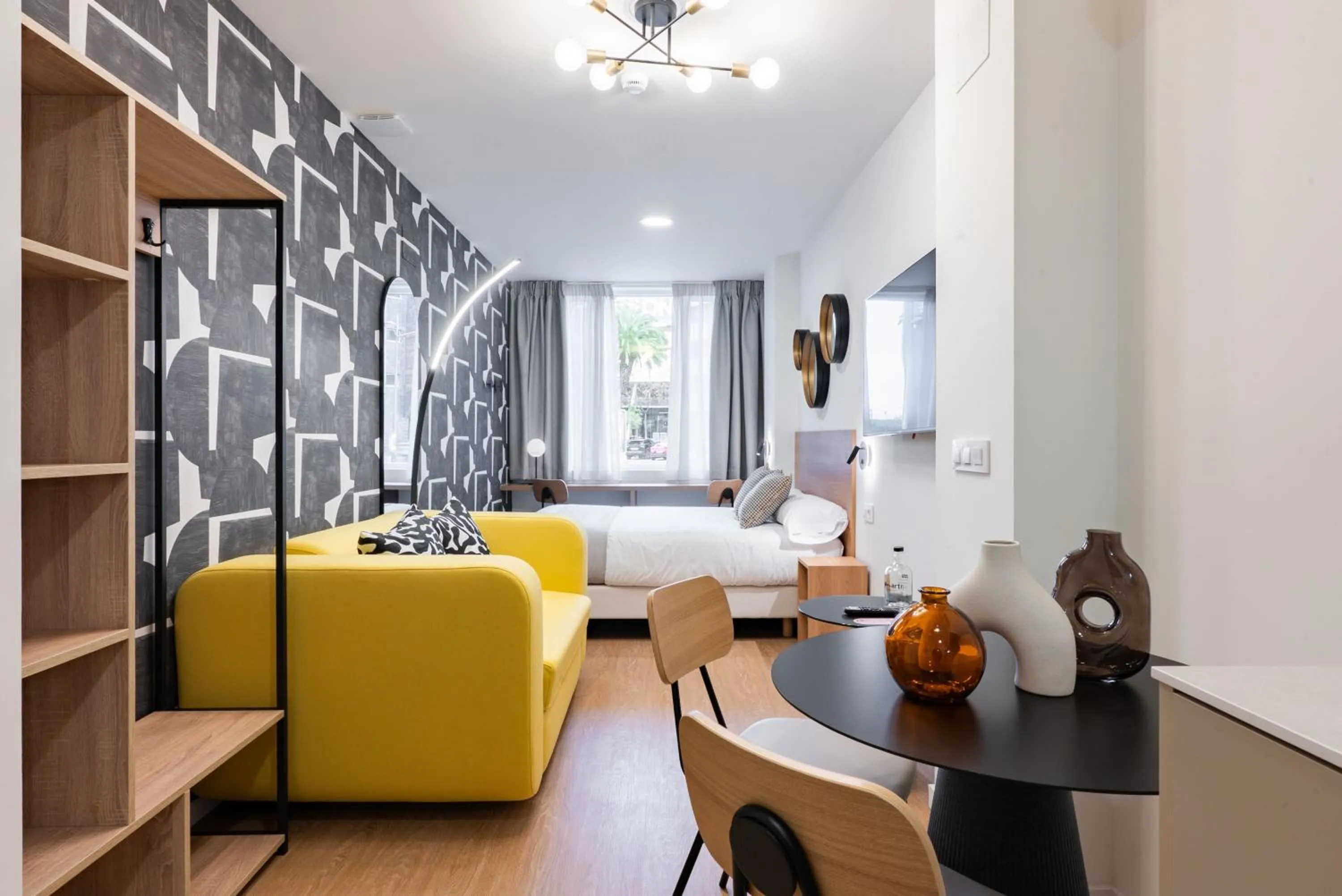 Living room, Bed in Smartr Valencia Turia