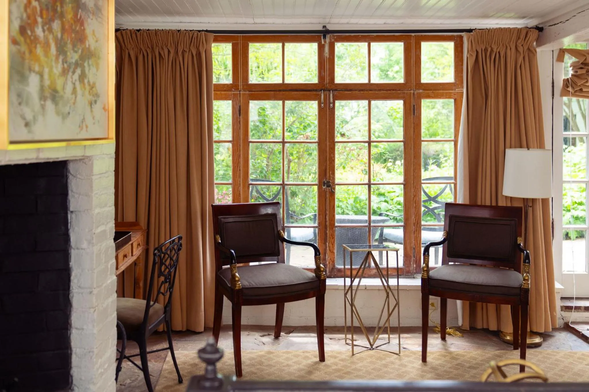 Seating area in The Clifton