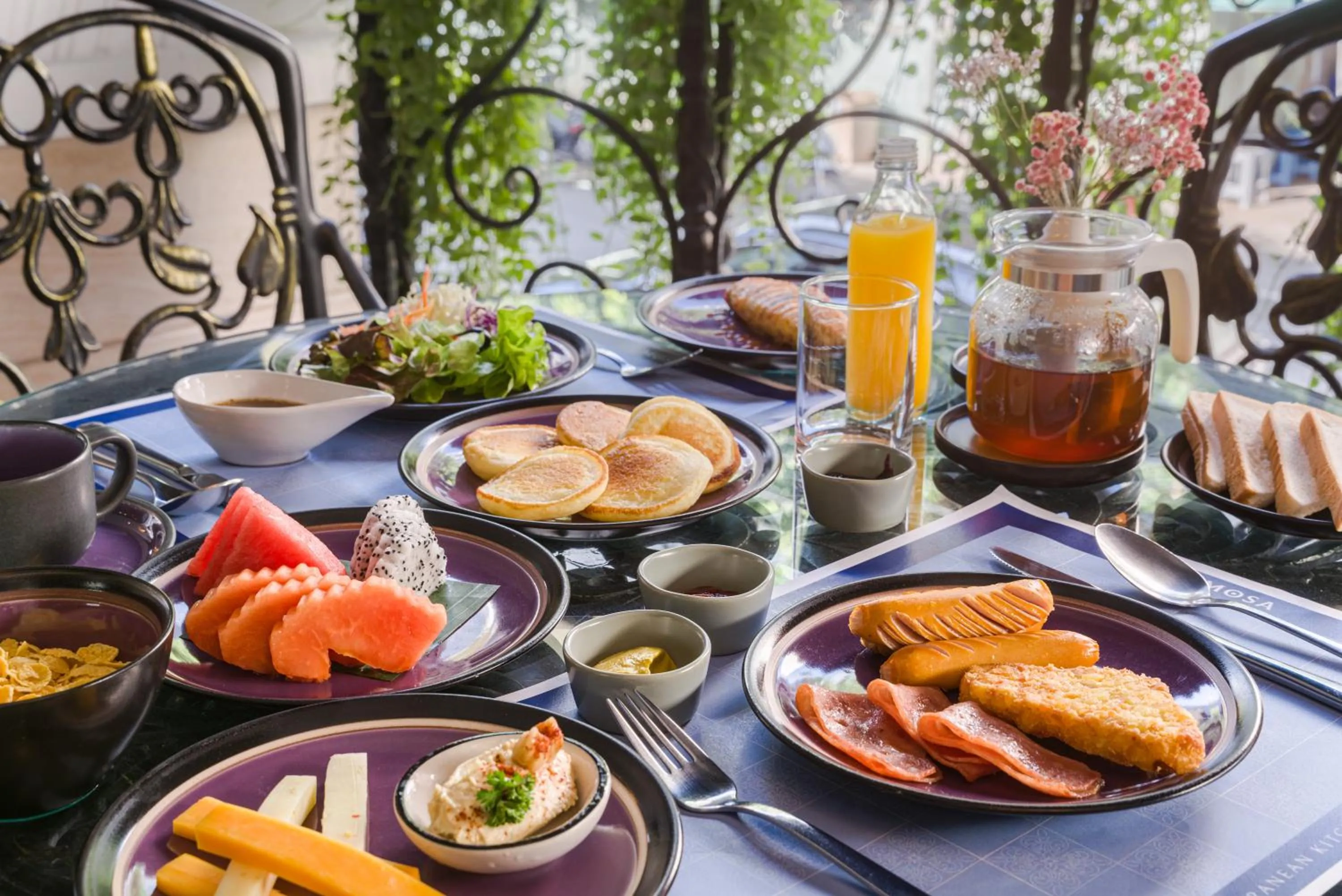 Breakfast in Skye Hotel Bangkok