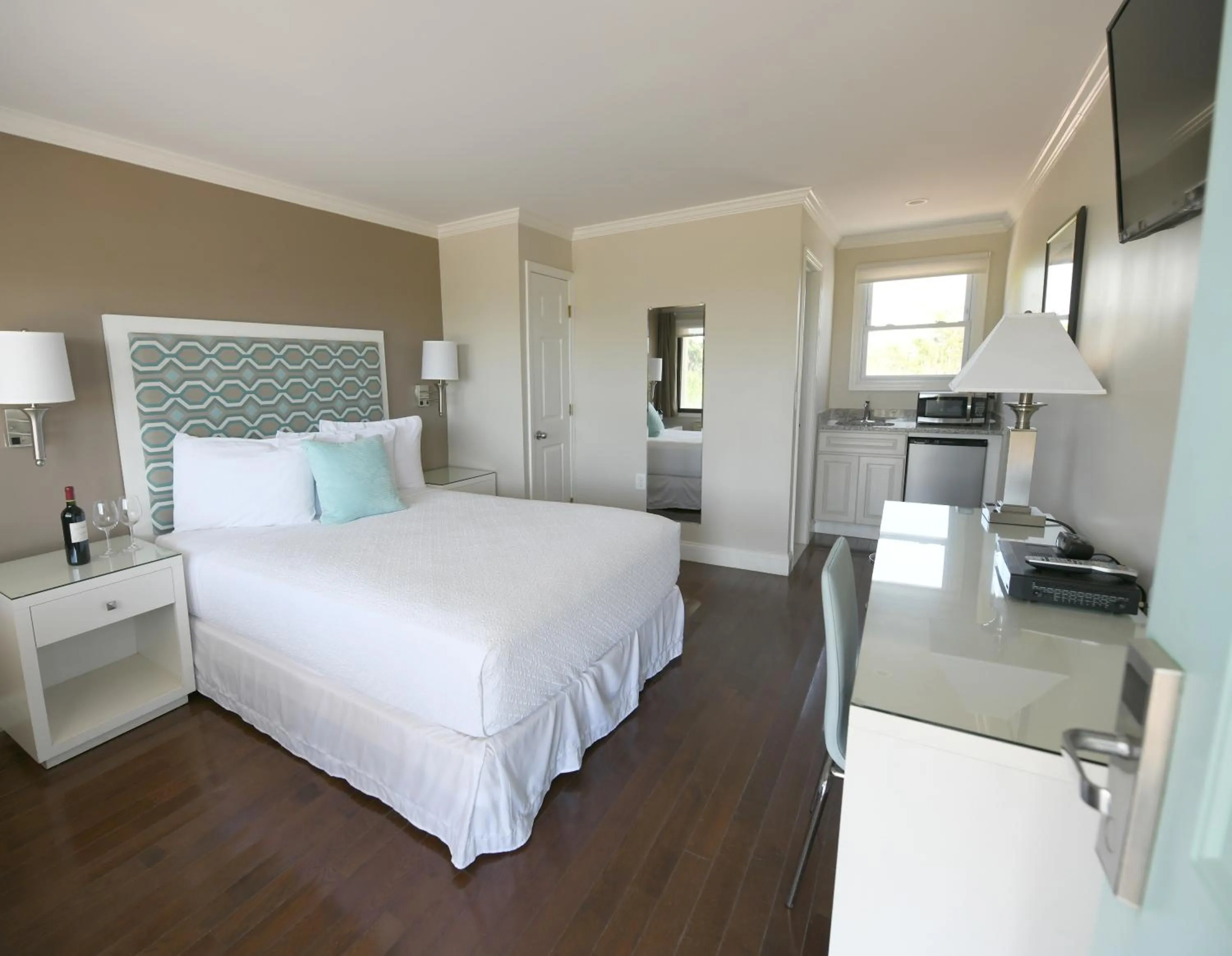 Bed in Bayview Resort