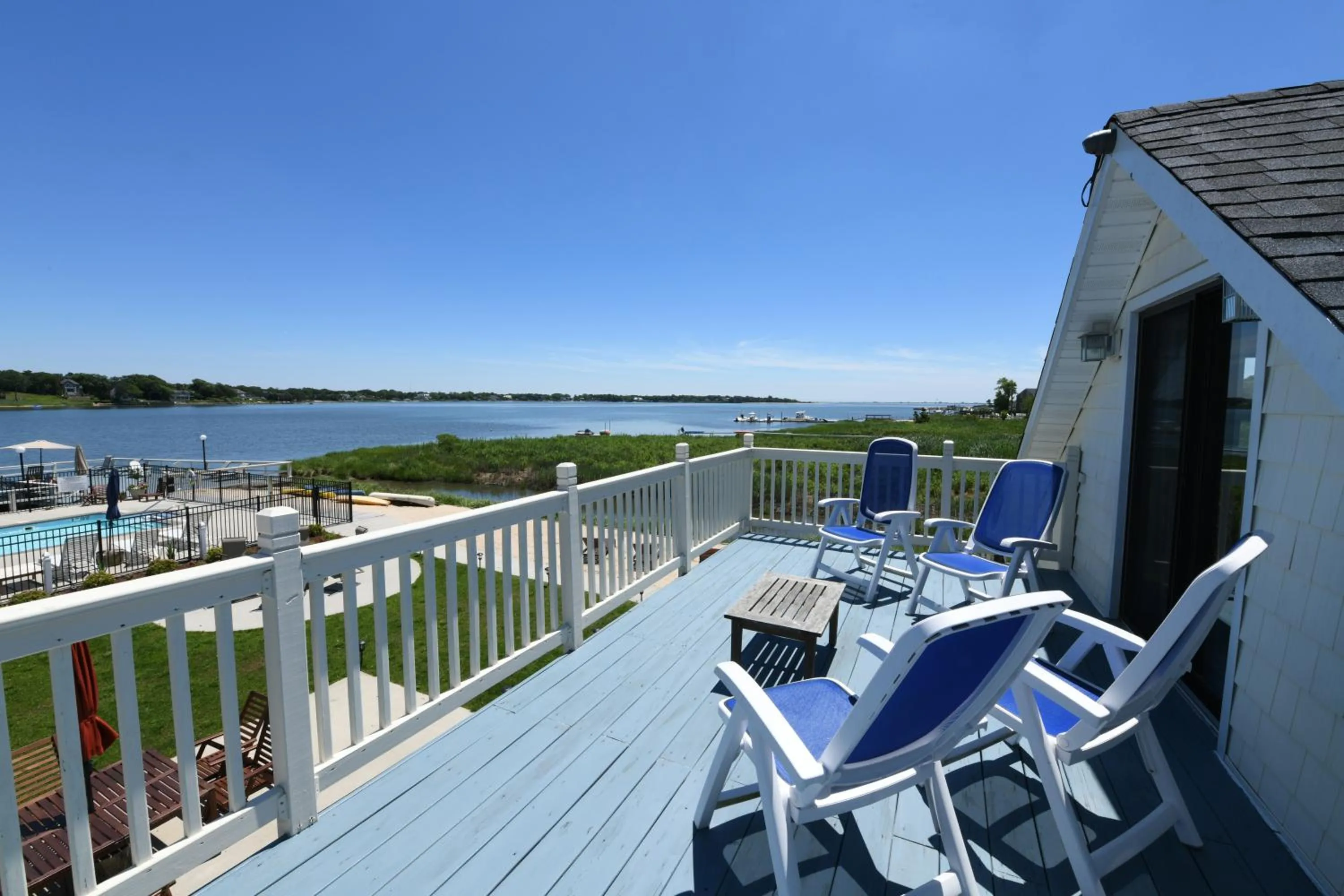 Balcony/Terrace in Bayview Resort