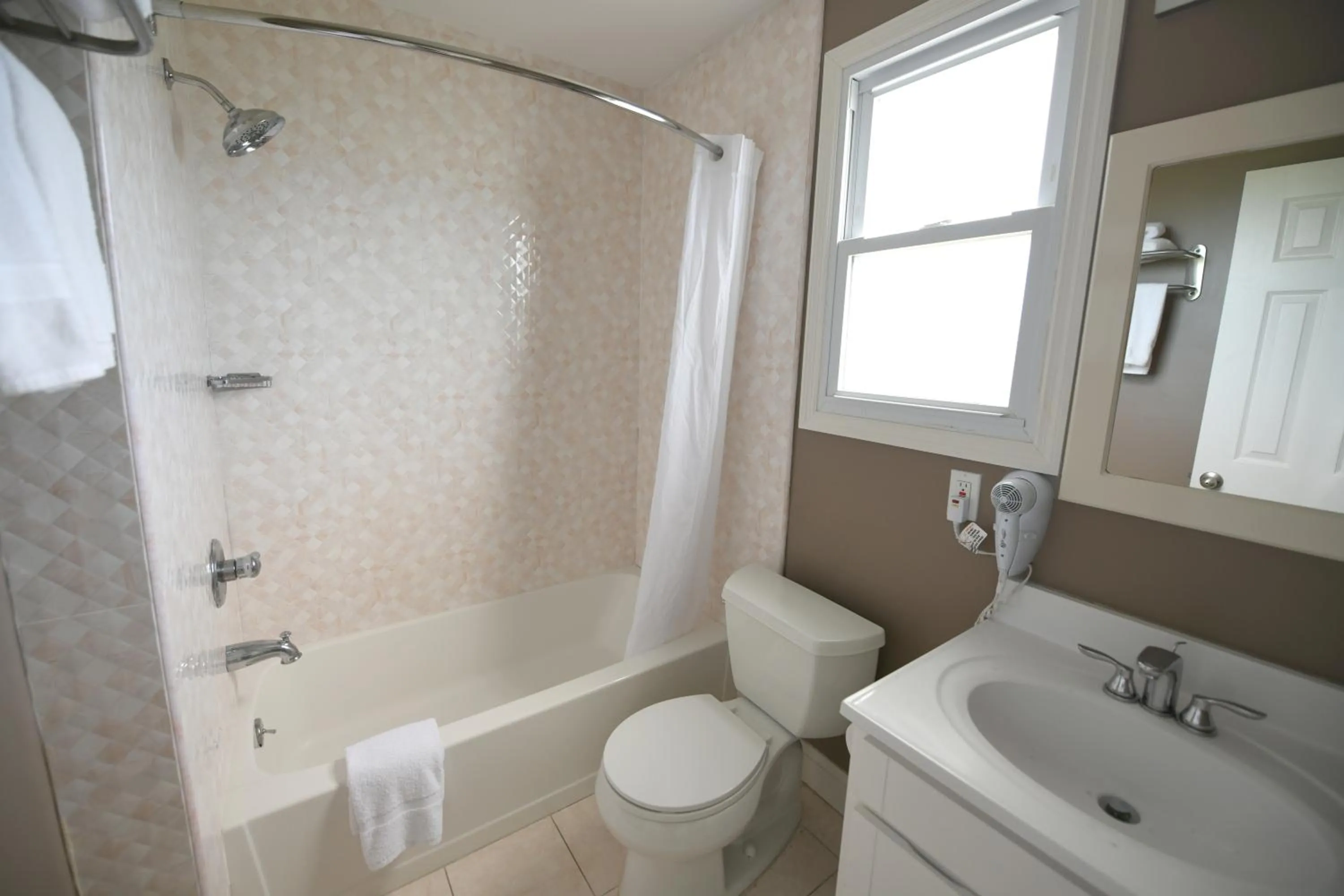 Bathroom in Bayview Resort