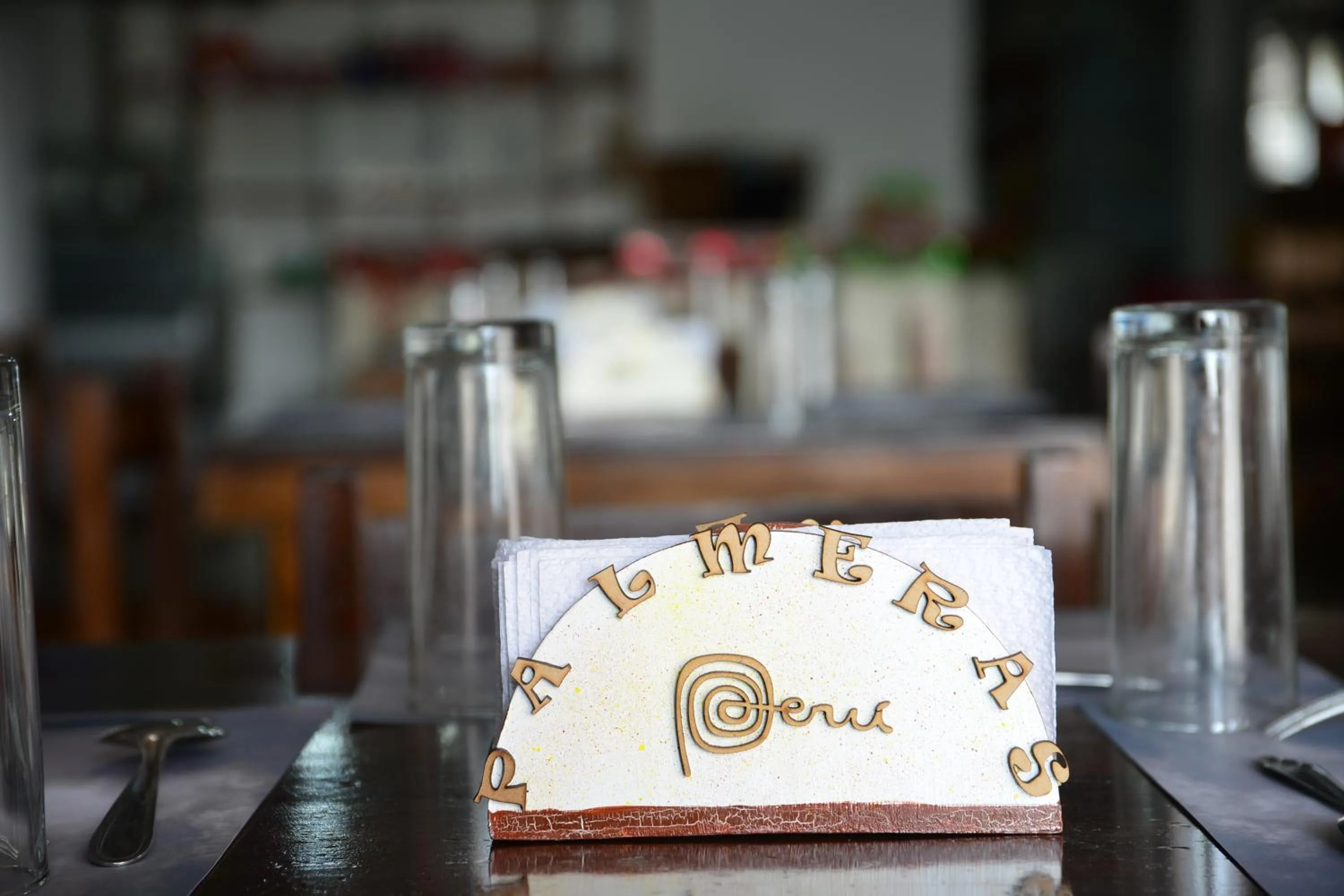 Restaurant/places to eat in Qallwa Asia