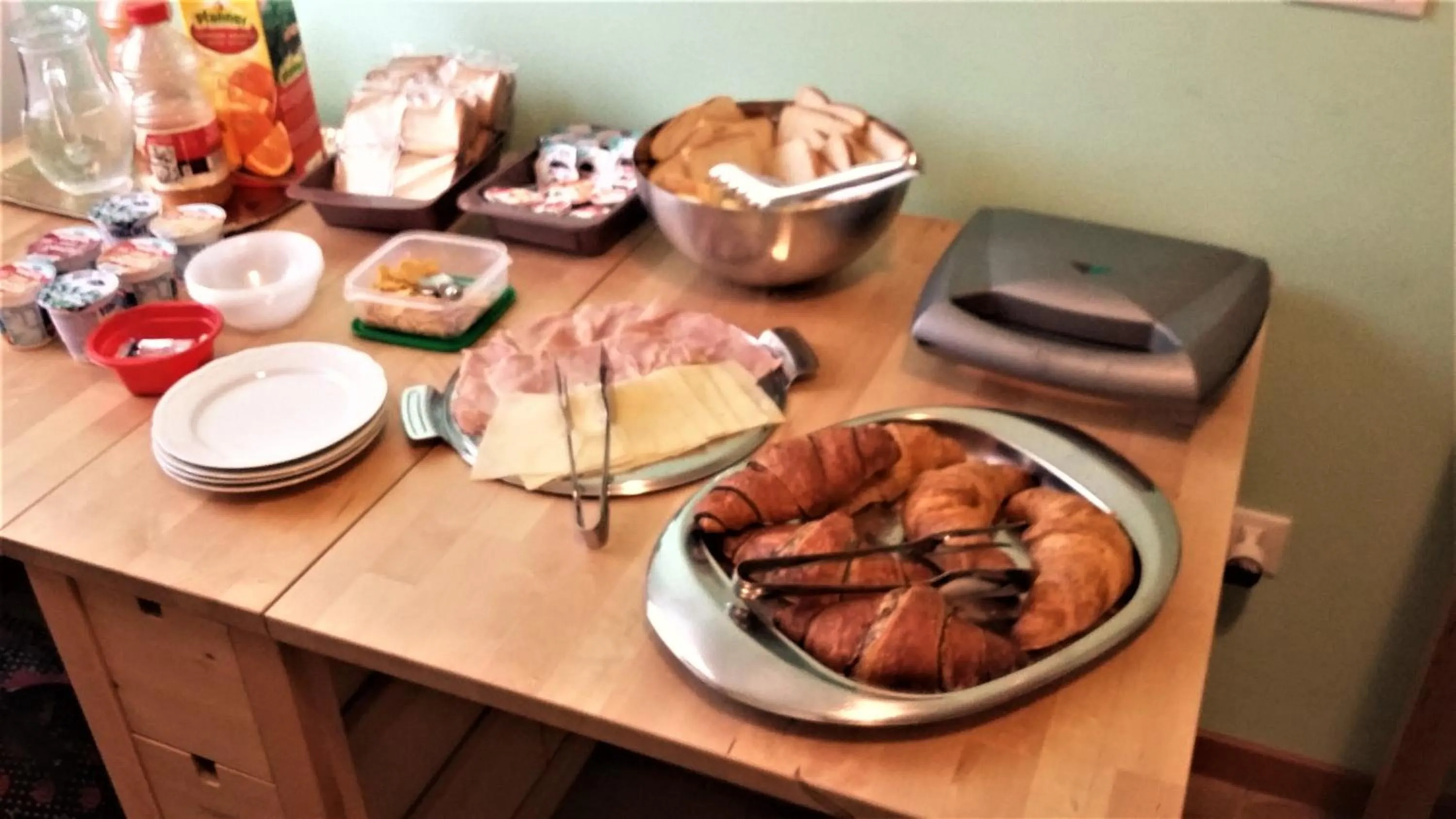 Food and drinks in B&B Giardino di Ro