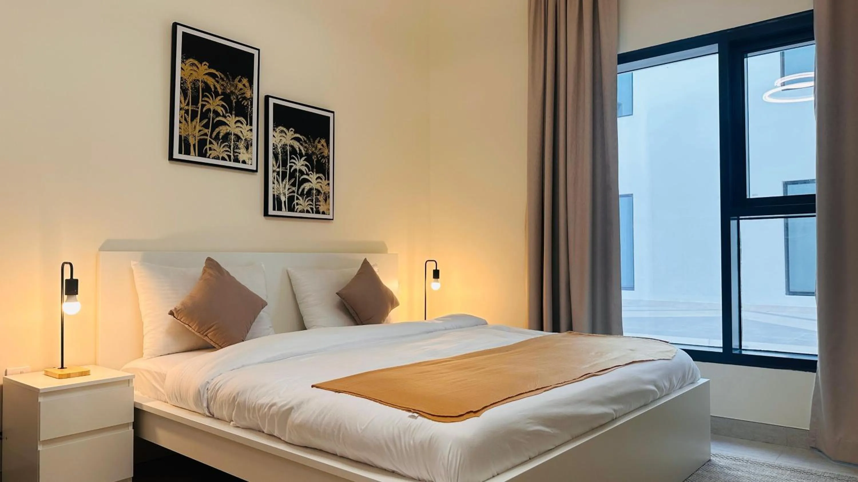 Photo of the whole room, Bed in Sunday Sheikh Zayed Road Concord Tower by Belvilla