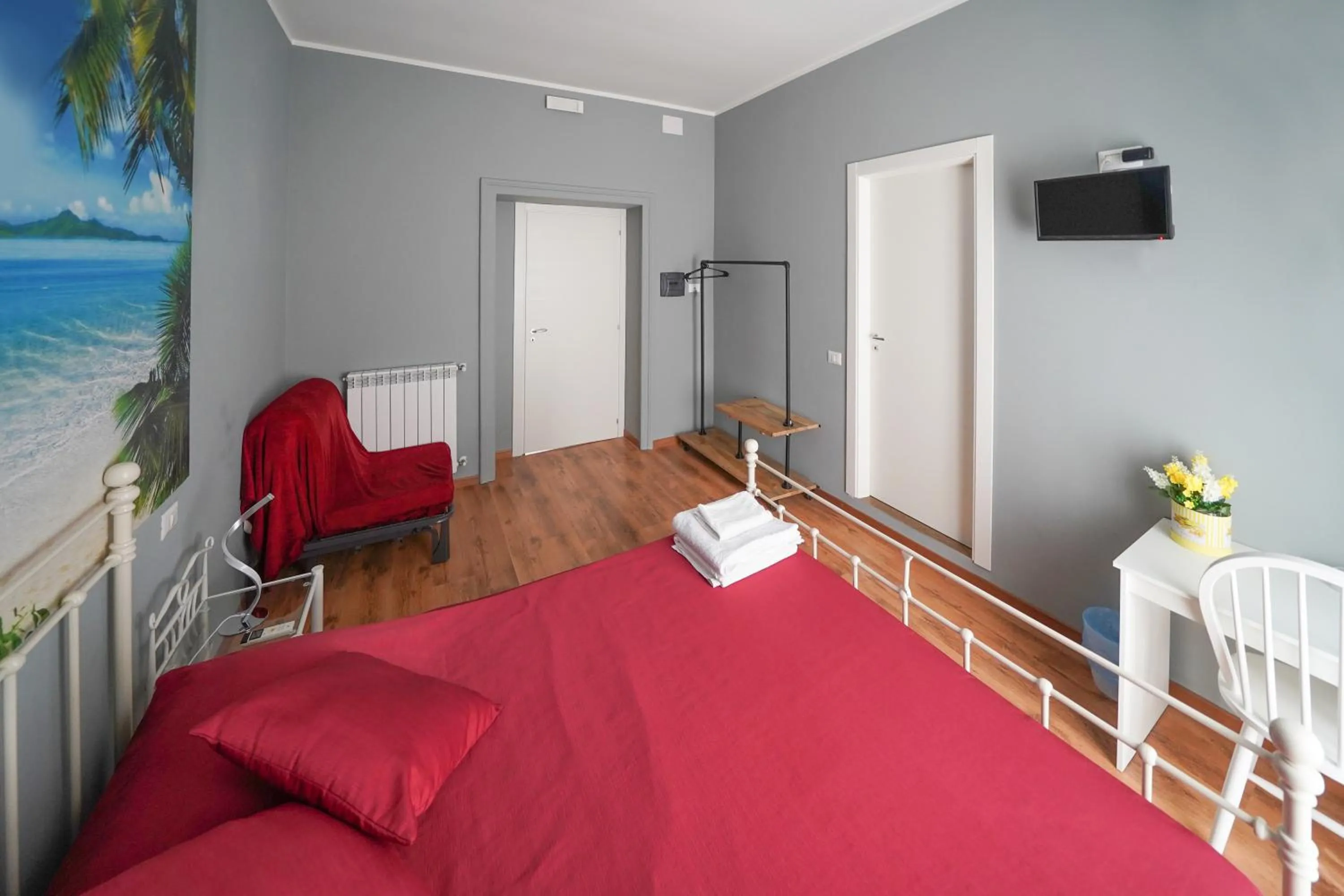 Photo of the whole room, Bed in Florinda B&B