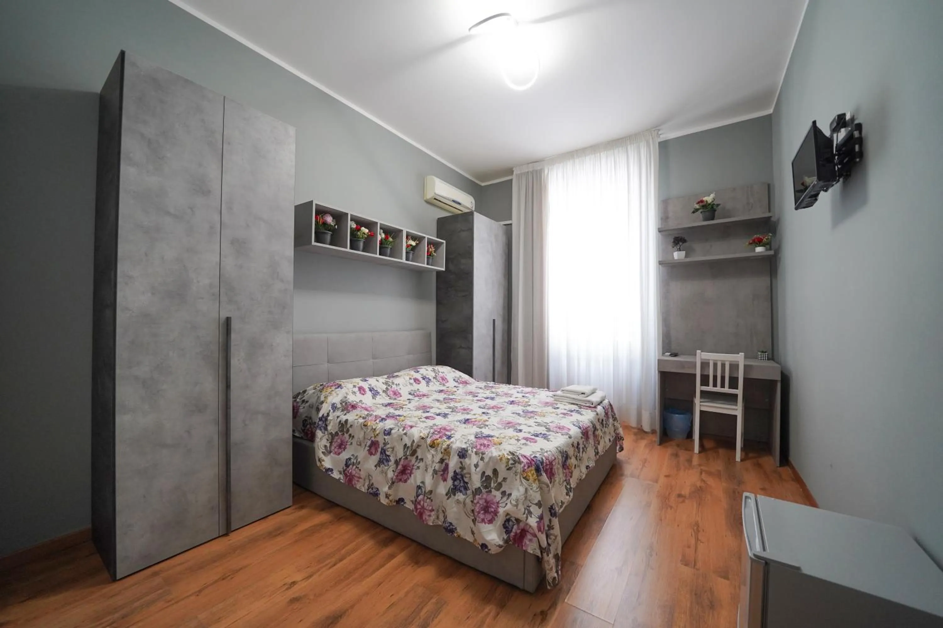 Photo of the whole room, Bed in Florinda B&B