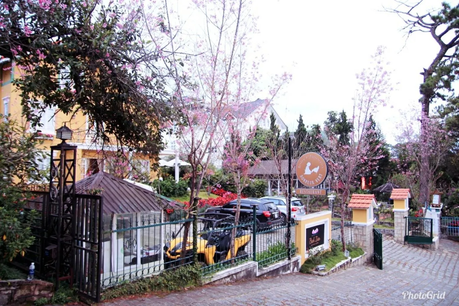 Facade/entrance in BICH DAO Boutique - Dalat