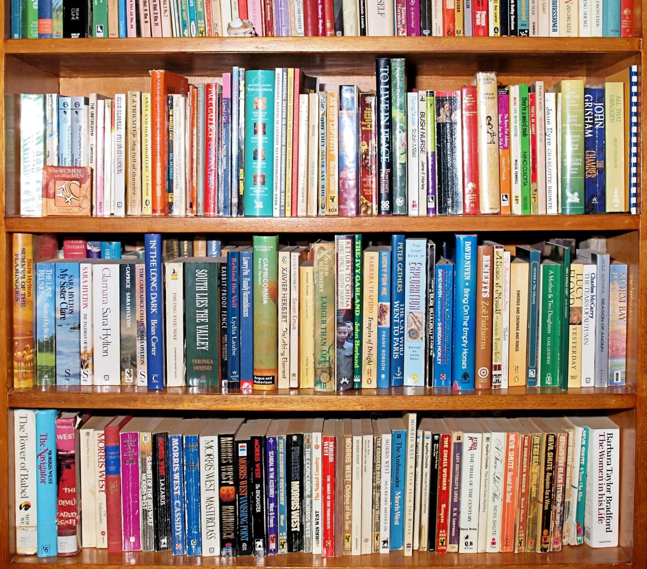 Library in Capon Cottage