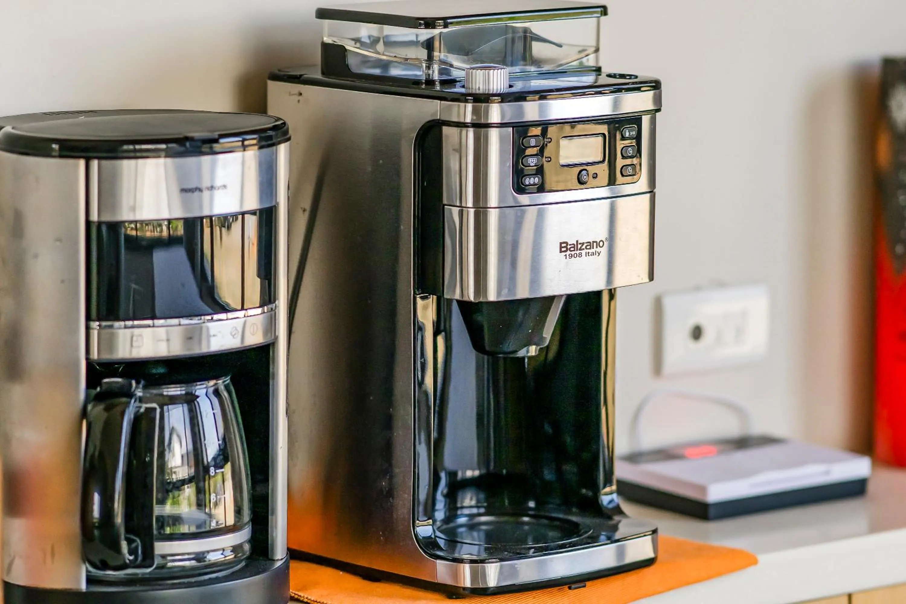Coffee/tea facilities in Kavana Cottage