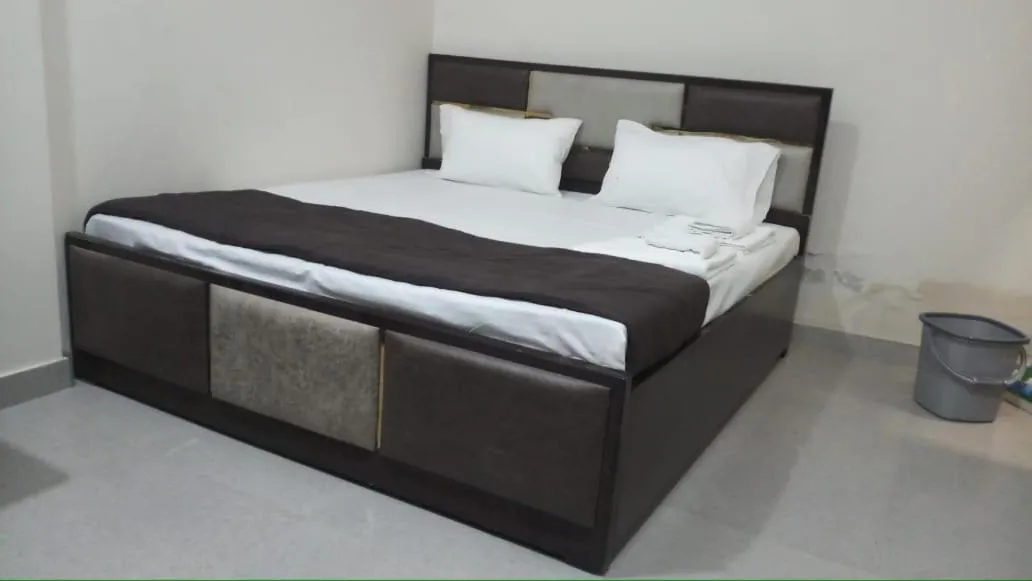 Jhankar Banquet and Lawn