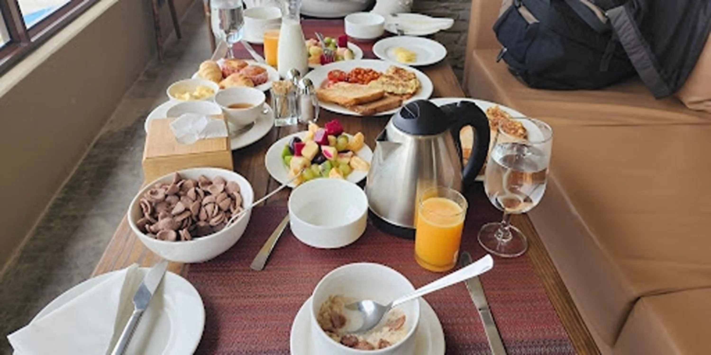 Food and drinks in Nana Mountain Resort Mt Annapurna View