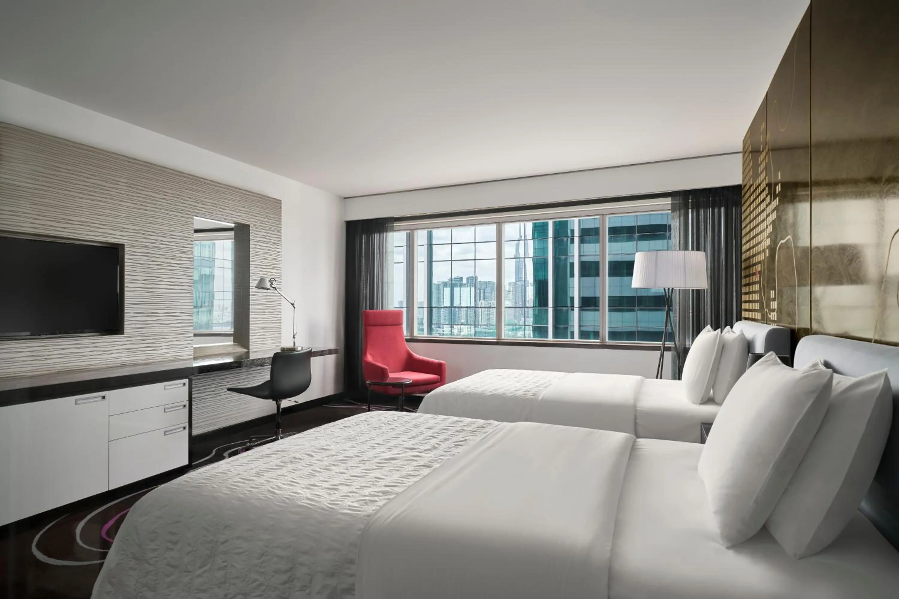 View (from property/room), Bed in Le Meridien Saigon