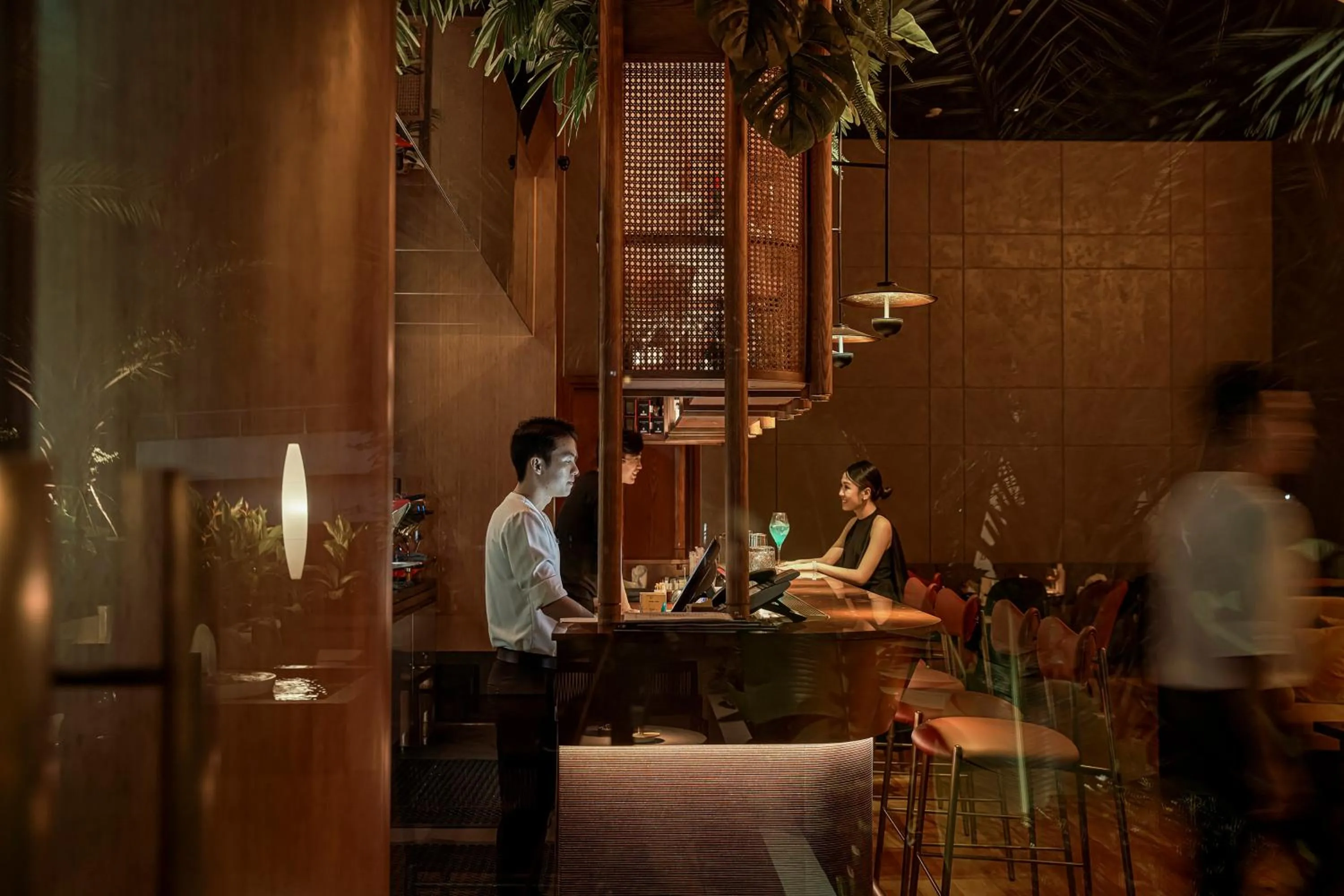 Lounge or bar in Le Meridien Saigon