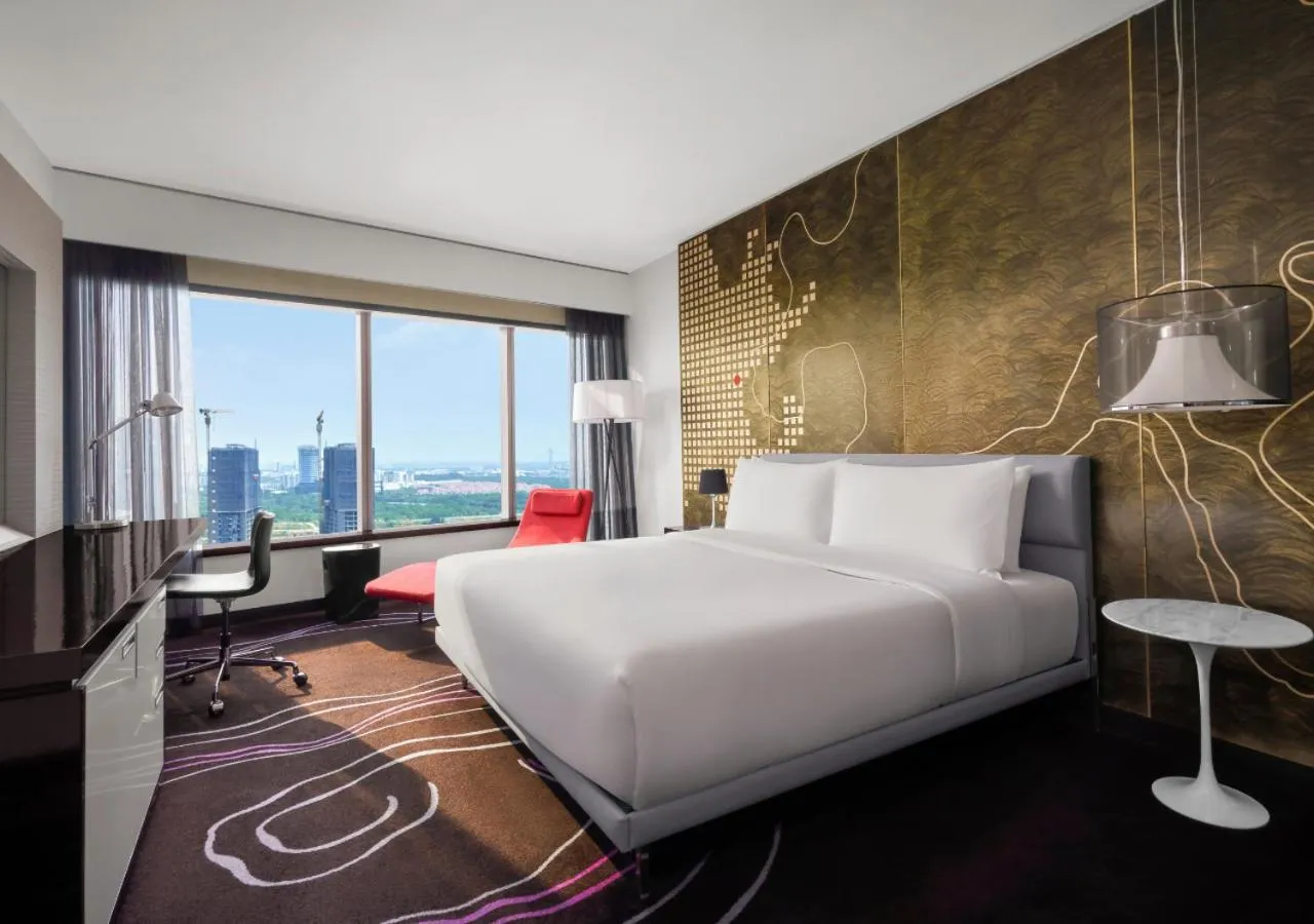 View (from property/room), Bed in Le Meridien Saigon