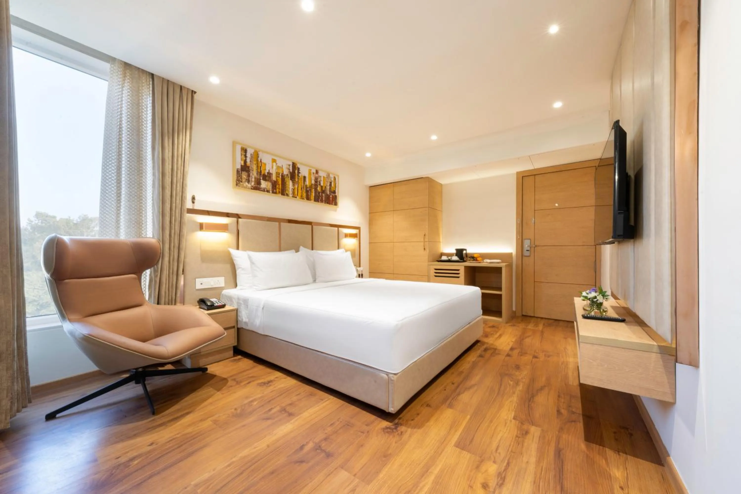 Bed in Clarks Inn Indore