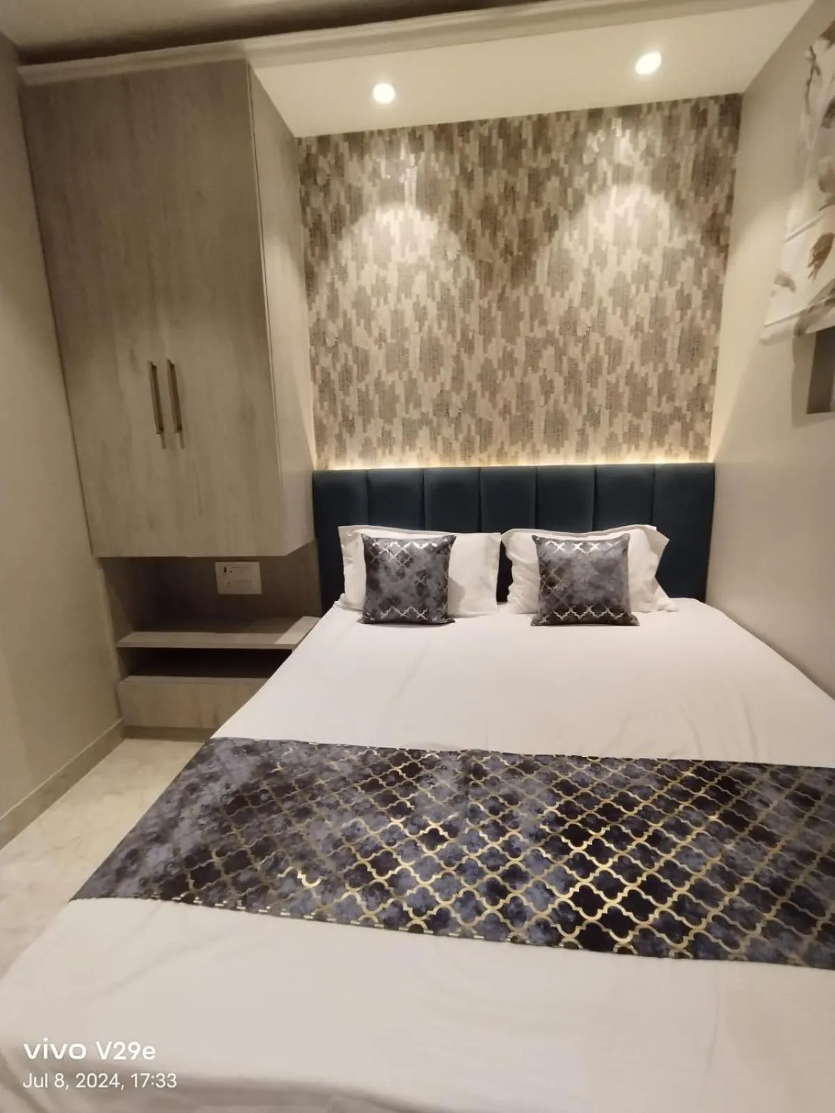Bed in Hotel H inn