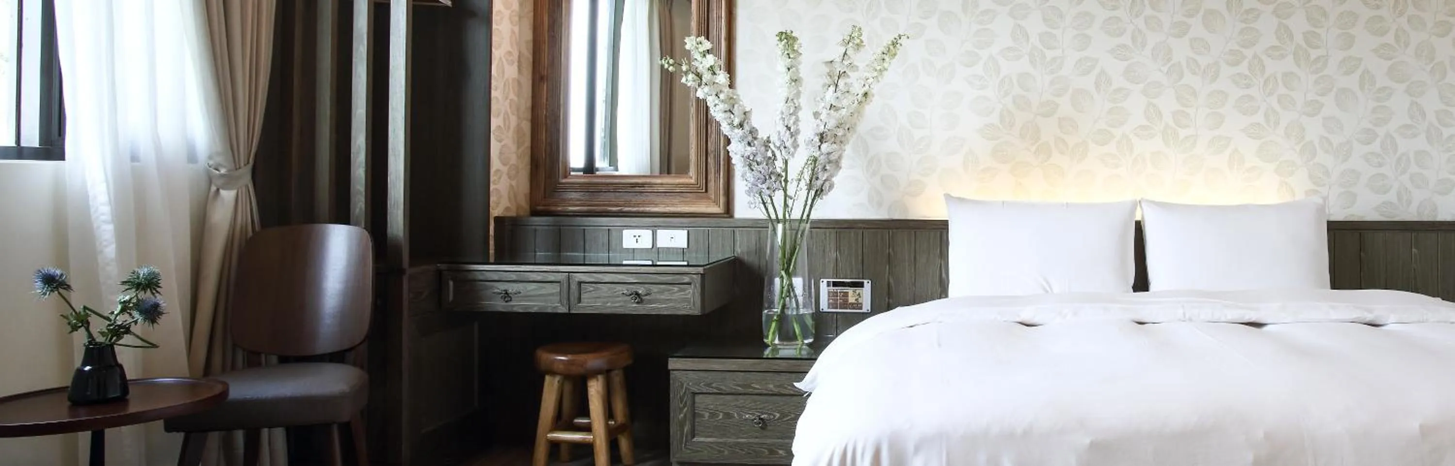 Bedroom, Bed in Yo Shen Jing Resorts