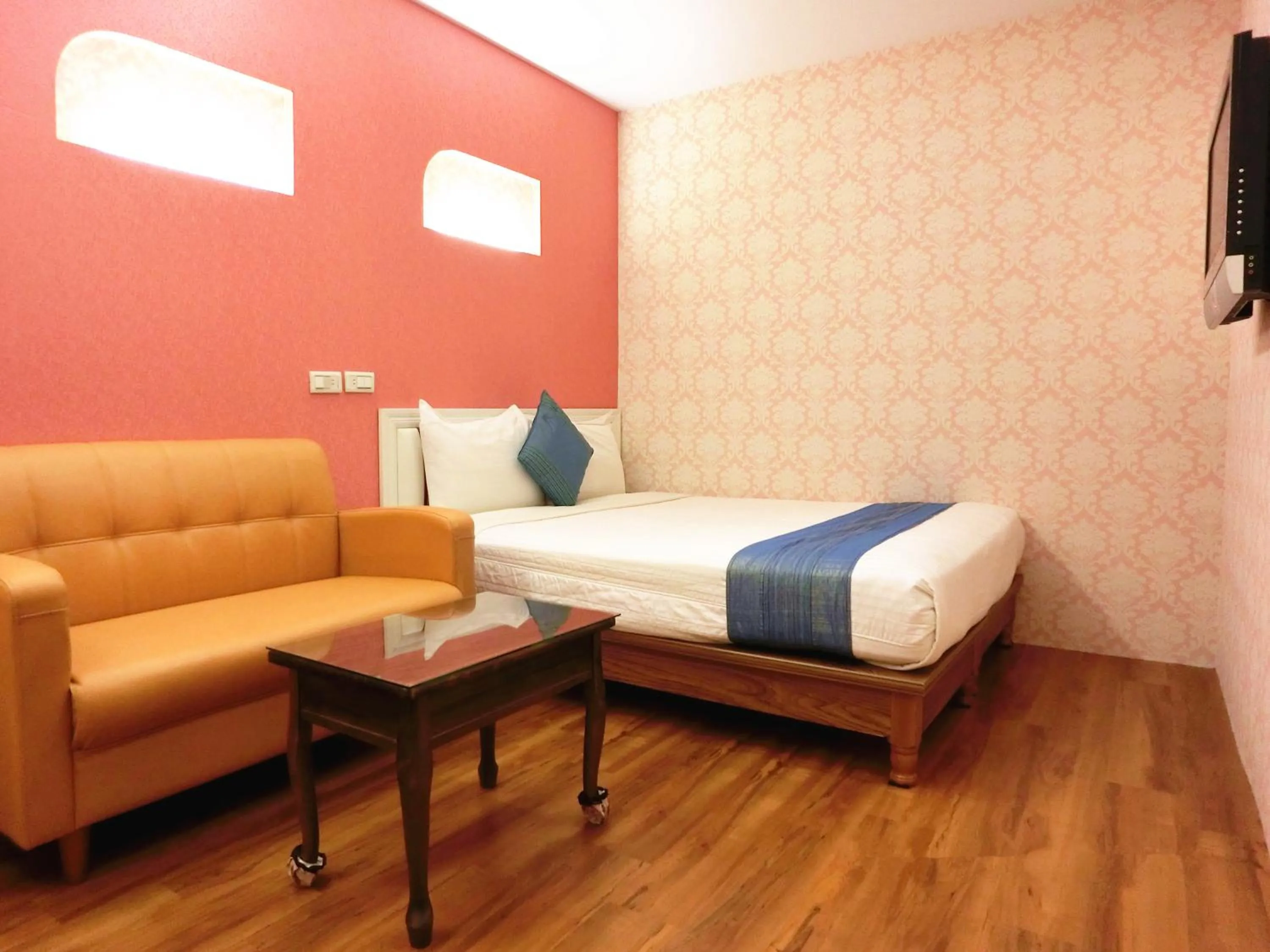 Bed in Xing Ji Hotel