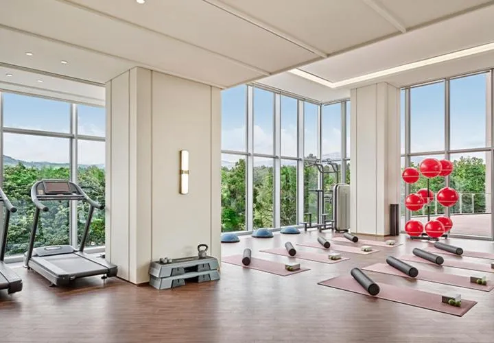 Fitness centre/facilities in Grand Josun Hill Suite