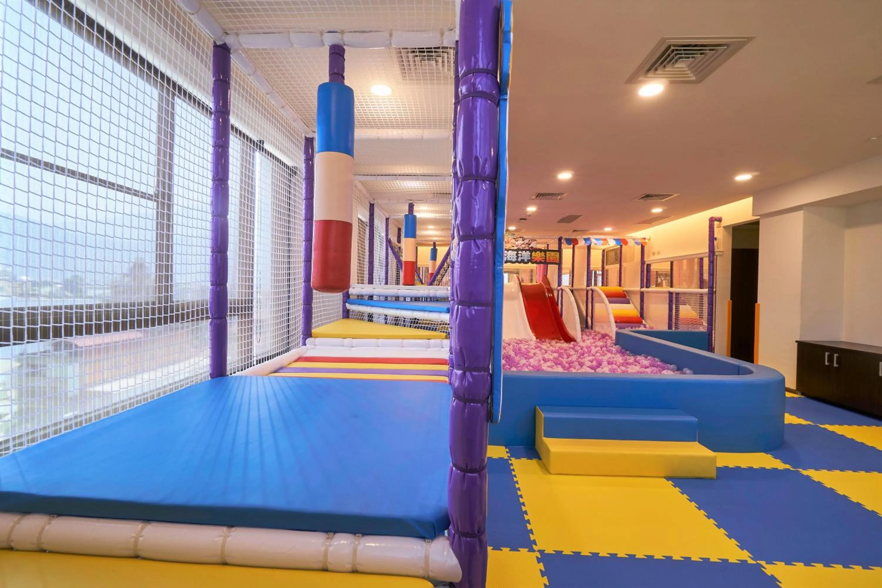 Kids's club, Bed in Hotel Modern Puli