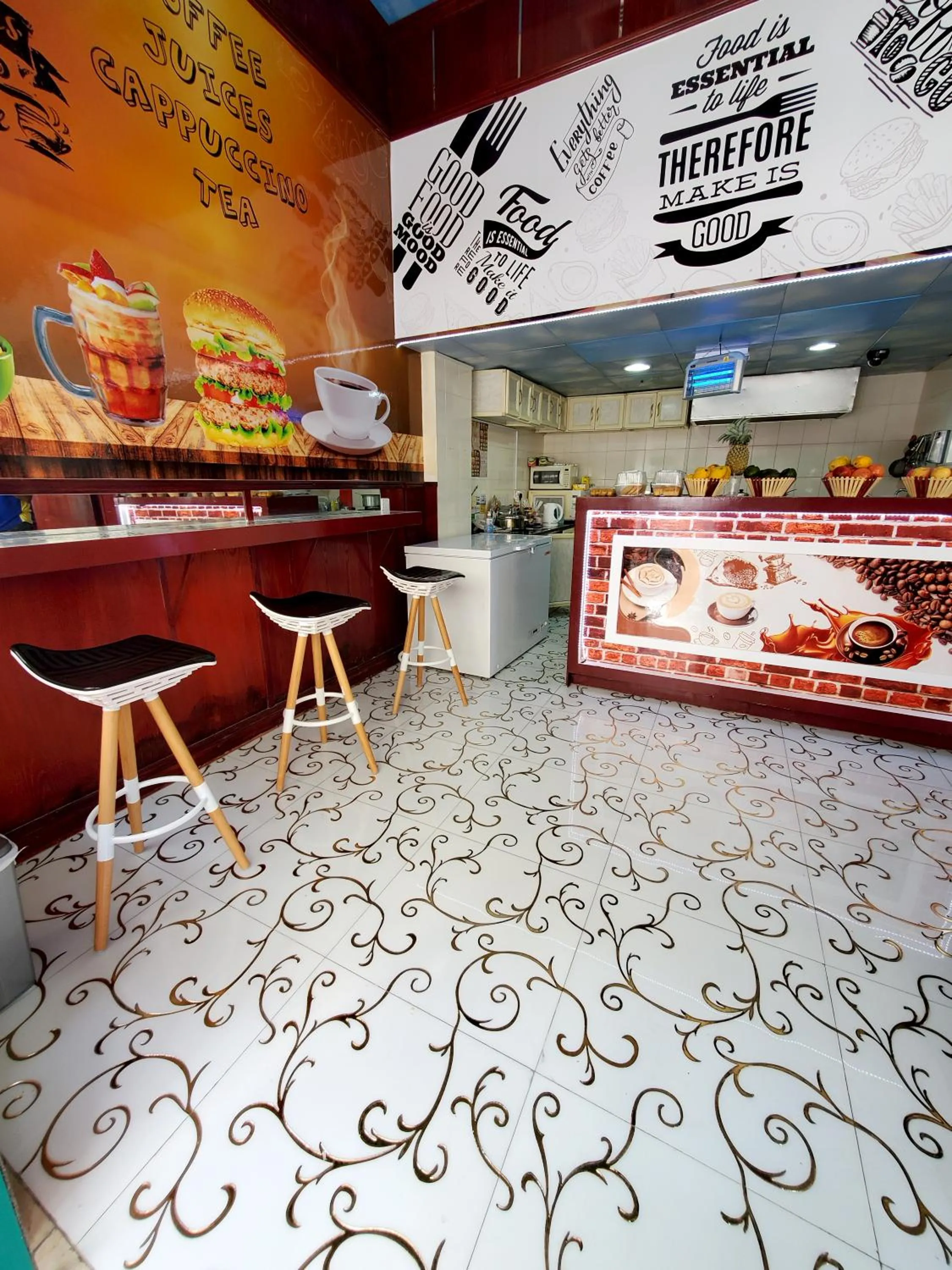 Food and drinks in Sama Hotel