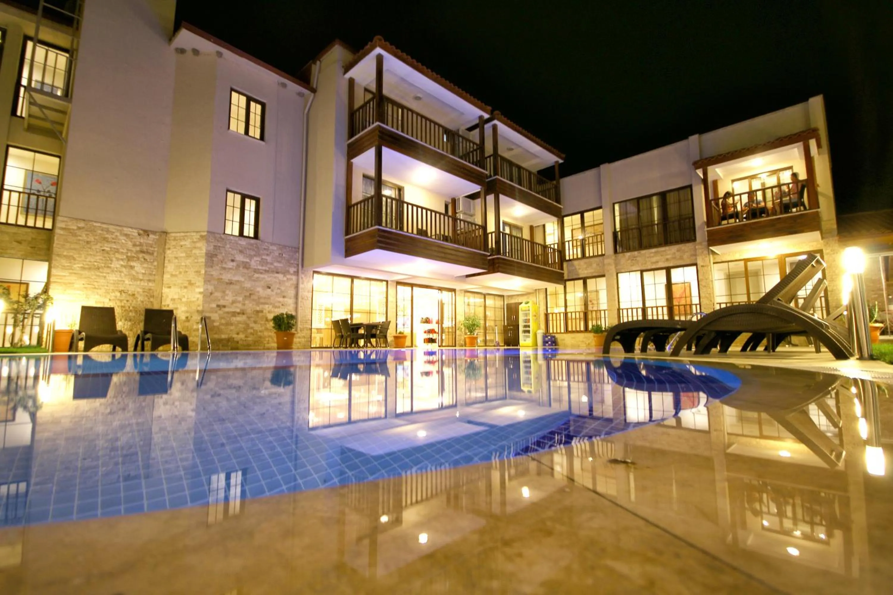 Swimming pool in Venus Suite Hotel