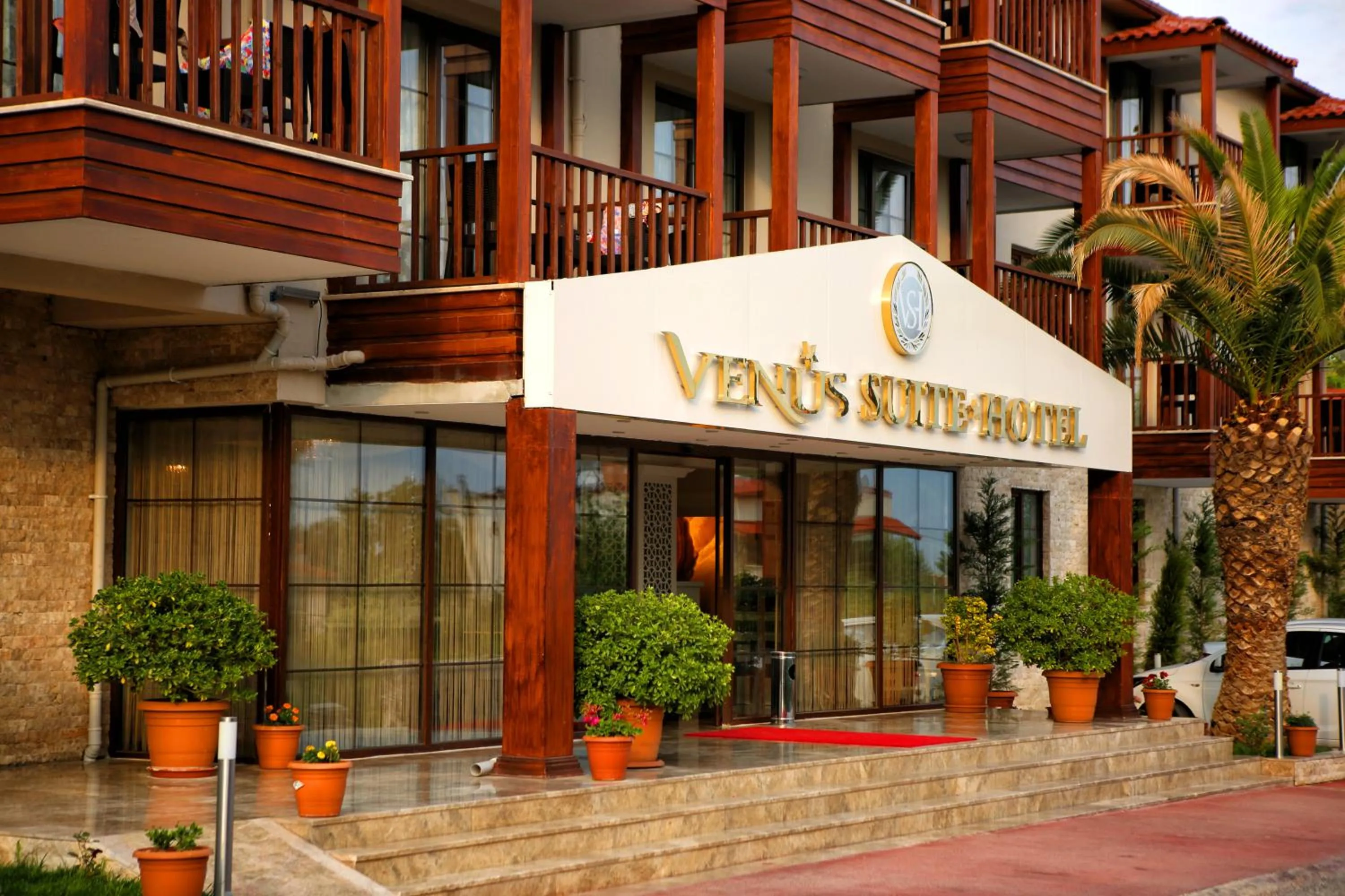 Facade/entrance in Venus Suite Hotel