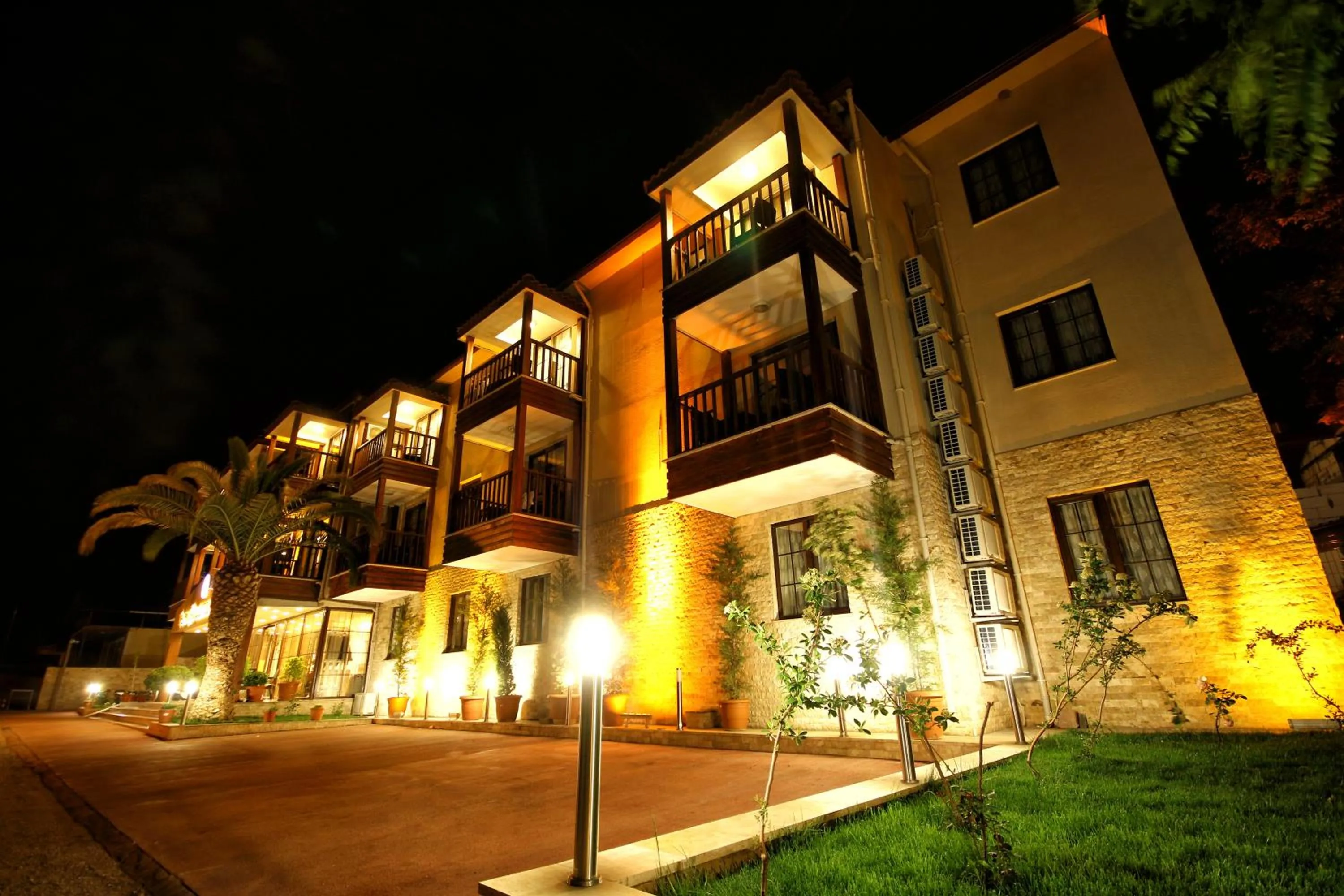 Facade/entrance in Venus Suite Hotel