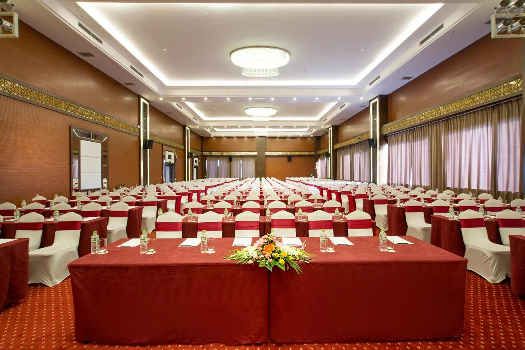 Banquet/Function facilities in Muong Thanh Grand Cua Lo Hotel