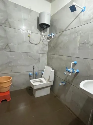 Hotel SHIV SHAKTI PALACE