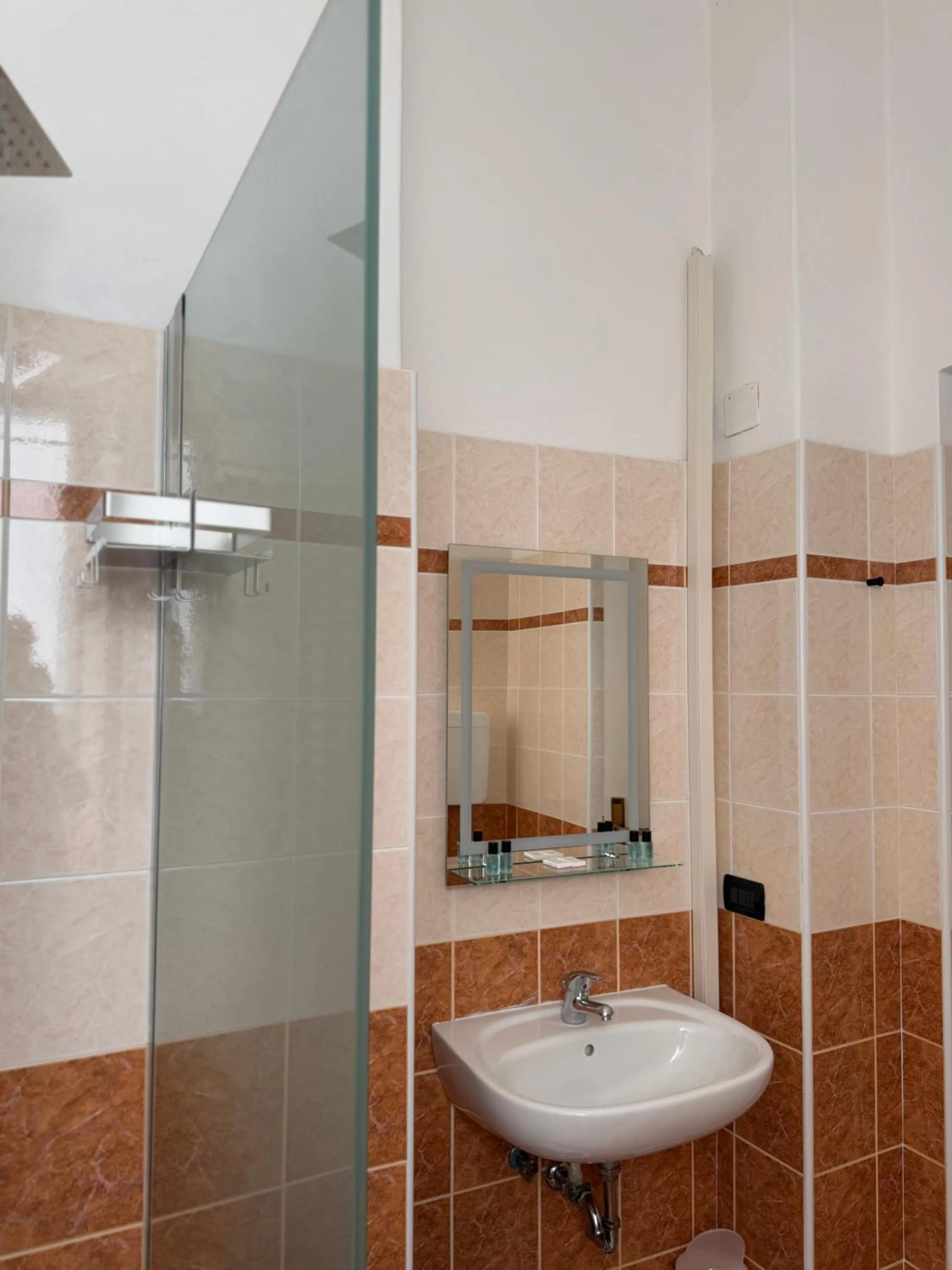 Shower in Villa Salvarezza