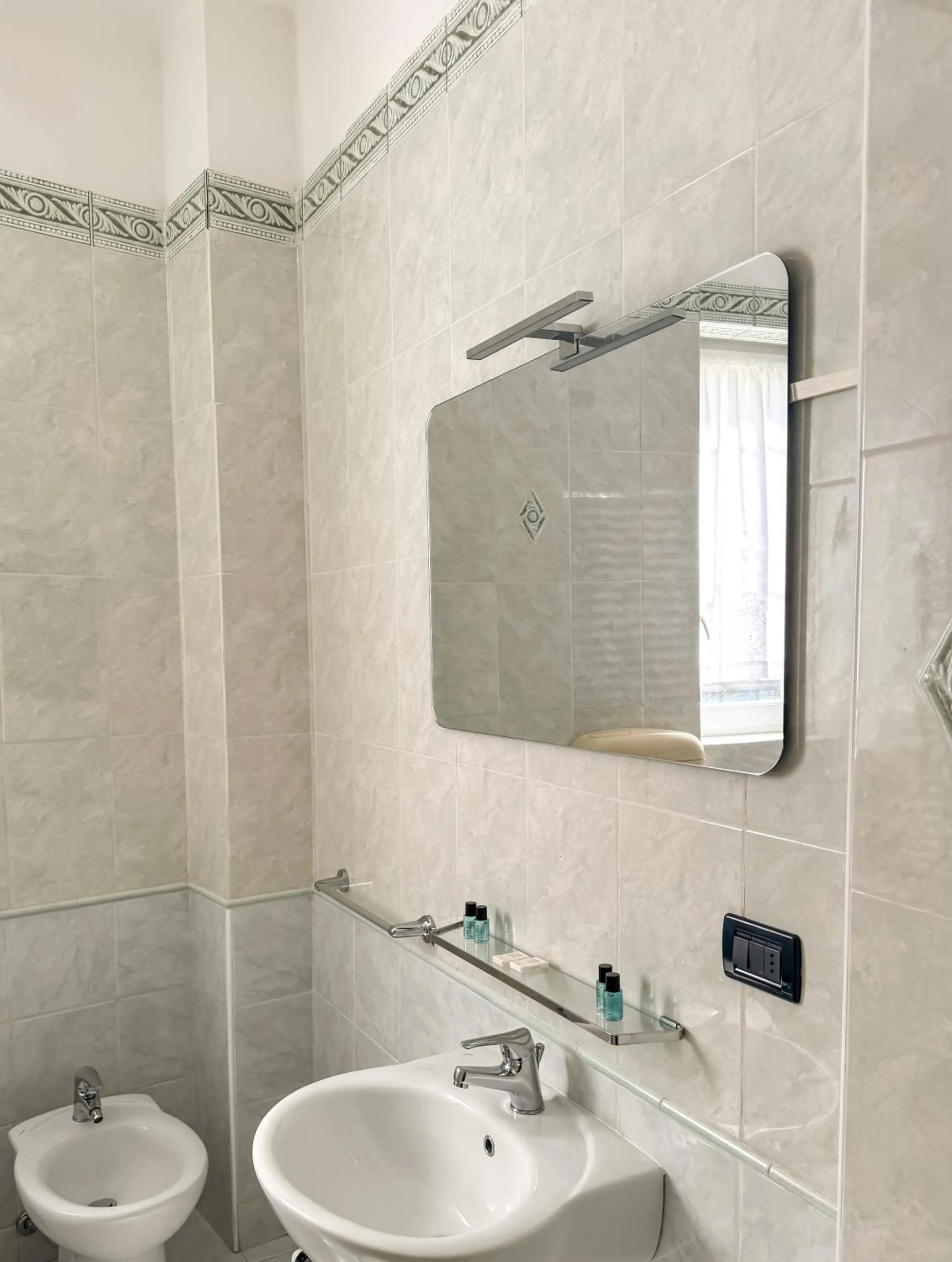 Shower in Villa Salvarezza