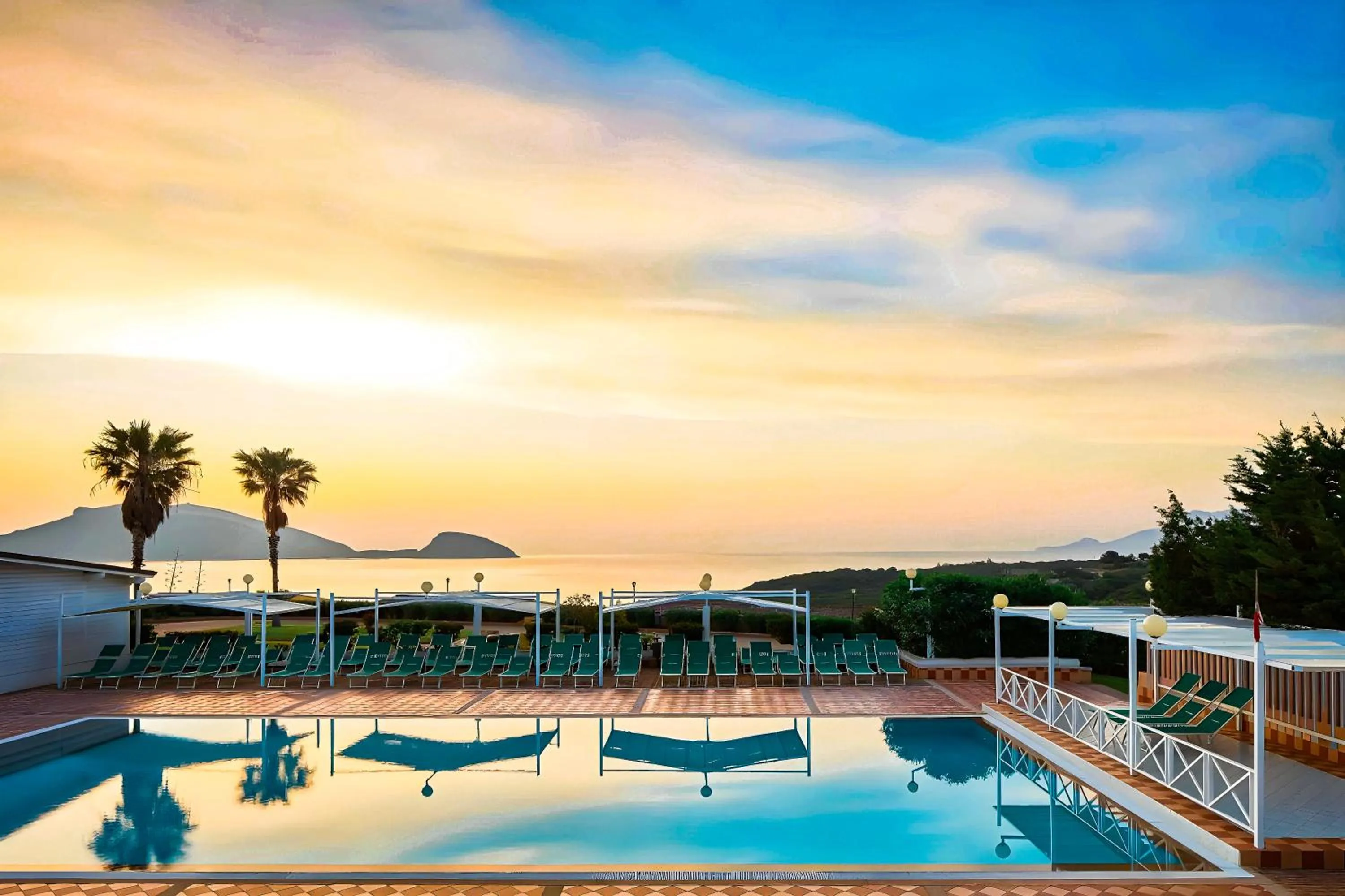 Swimming pool in Hotiday Golfo Aranci