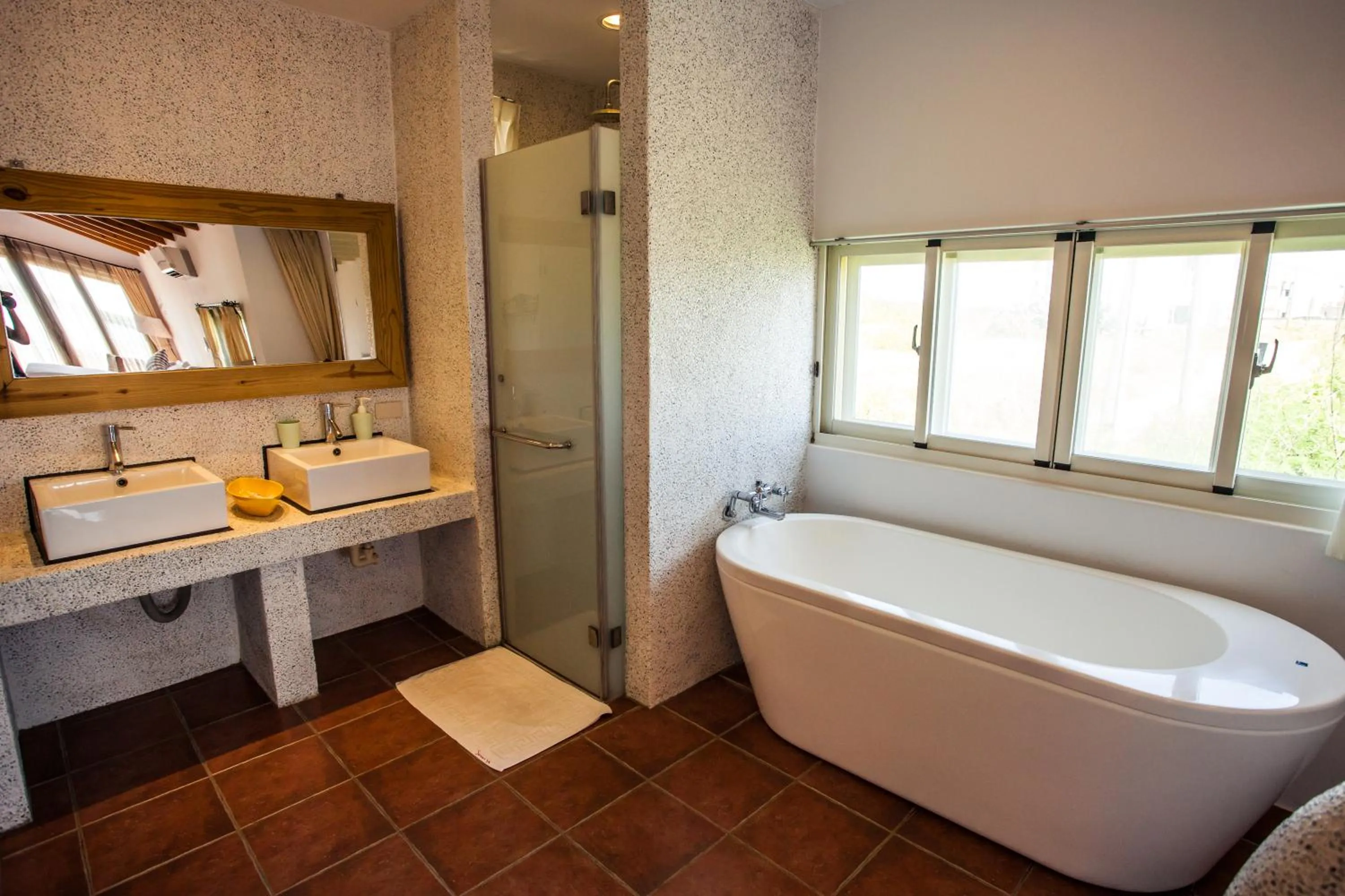 Shower in Summer Ya B&B