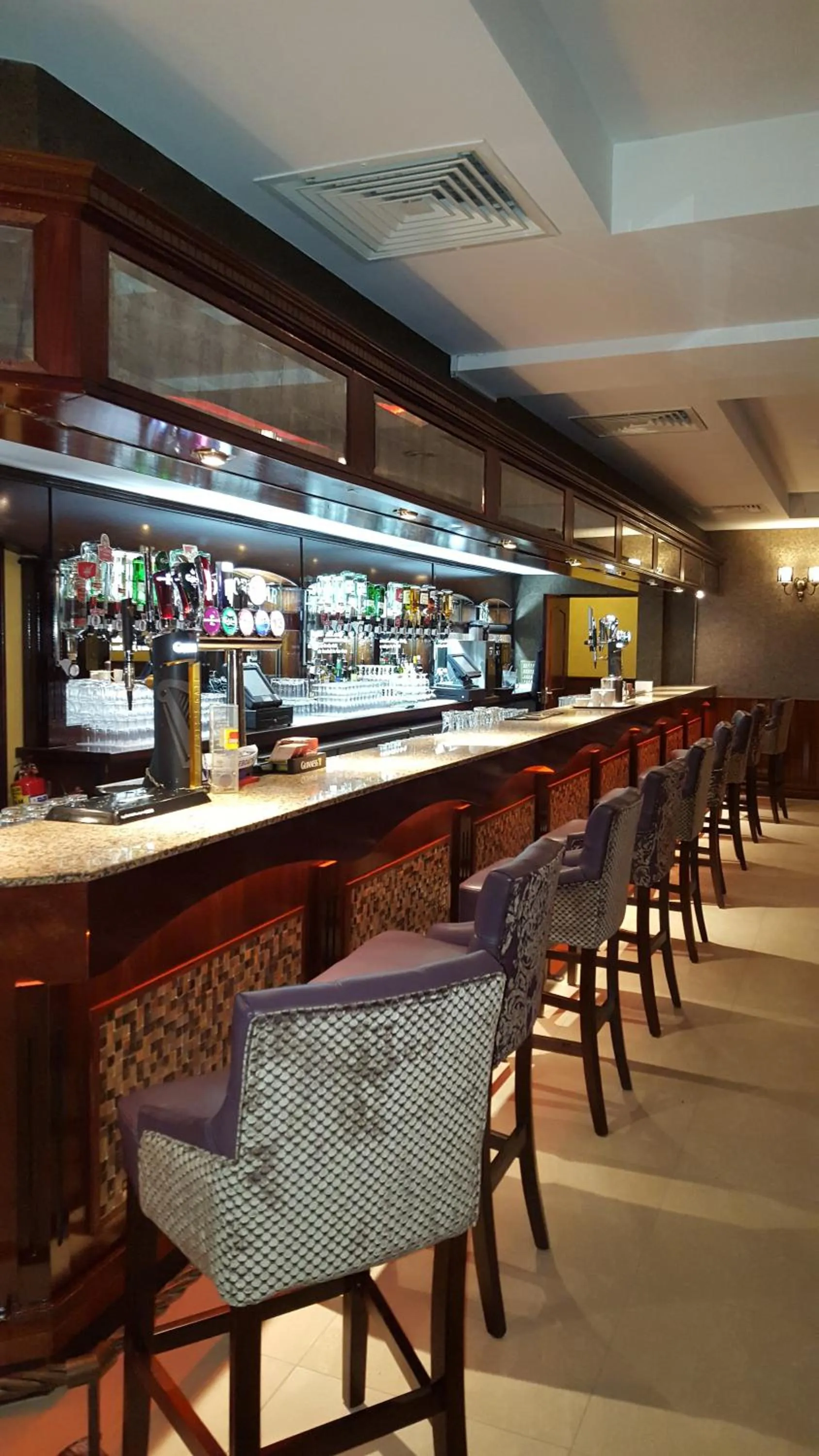 Lounge or bar in Allingham Arms Hotel