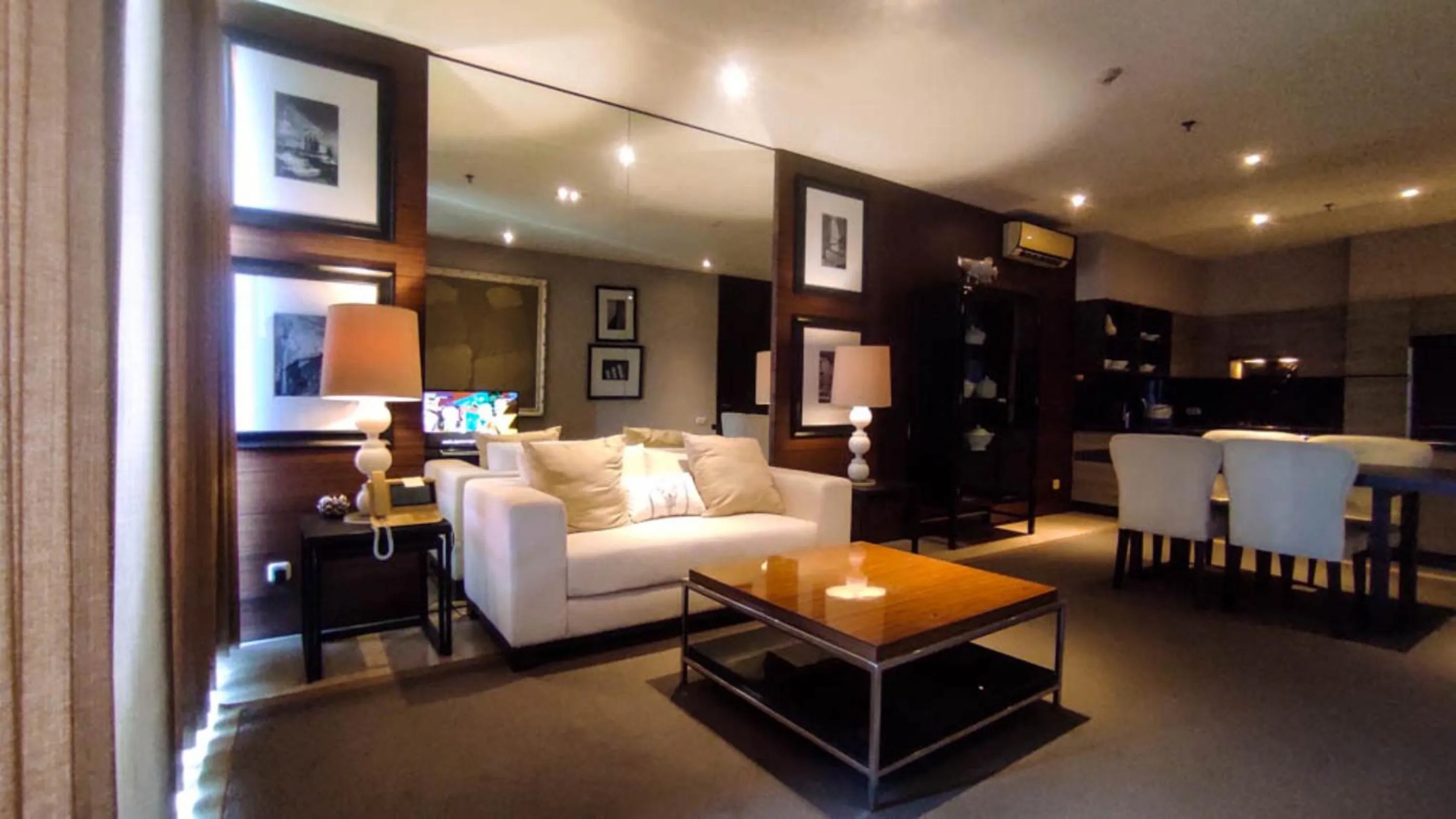 Apartment 3BR with River View in City Center at Sumatra36 Surabaya By Travelio