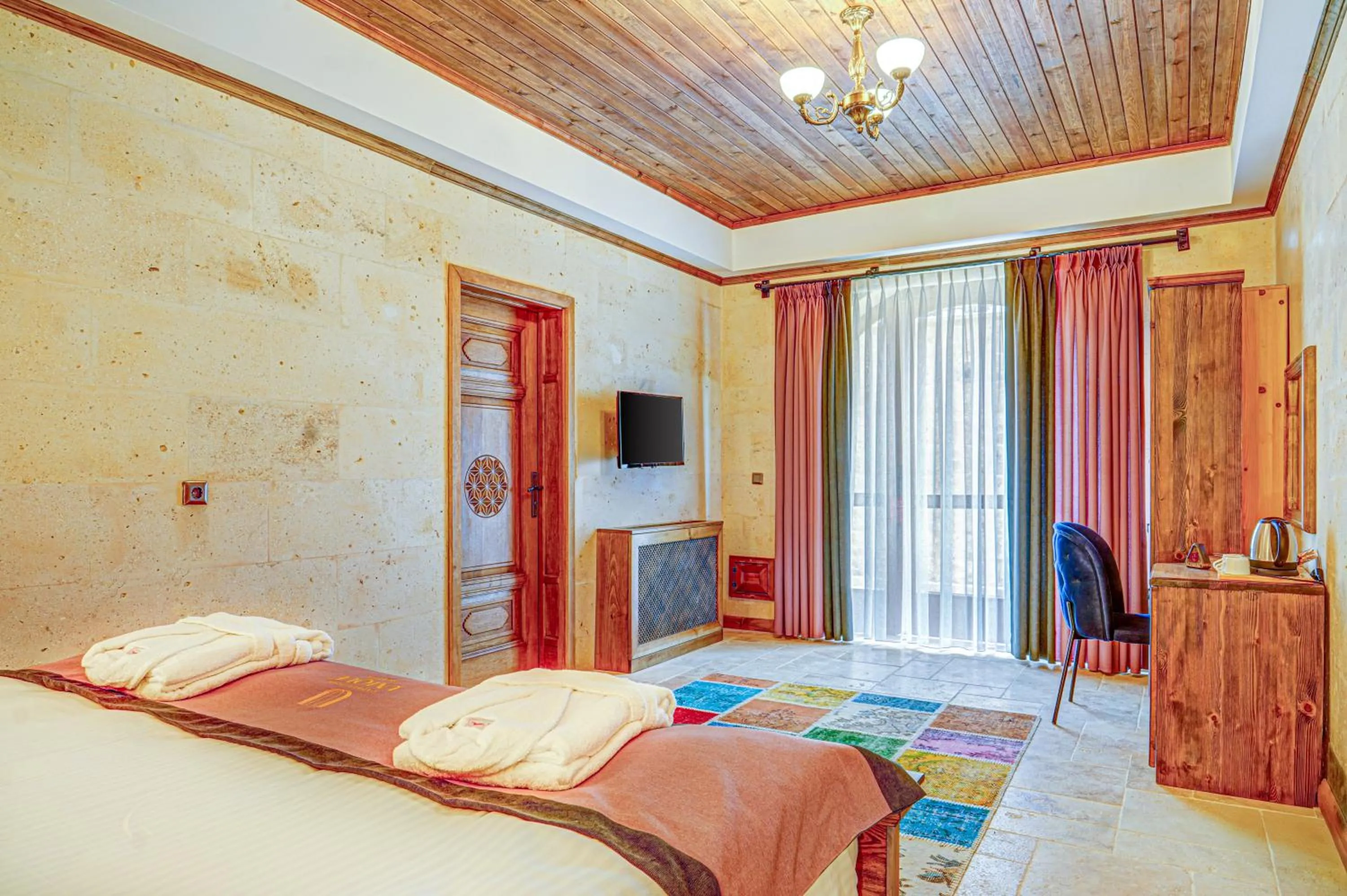 Photo of the whole room, Bed in Unique Cappadocia Palace