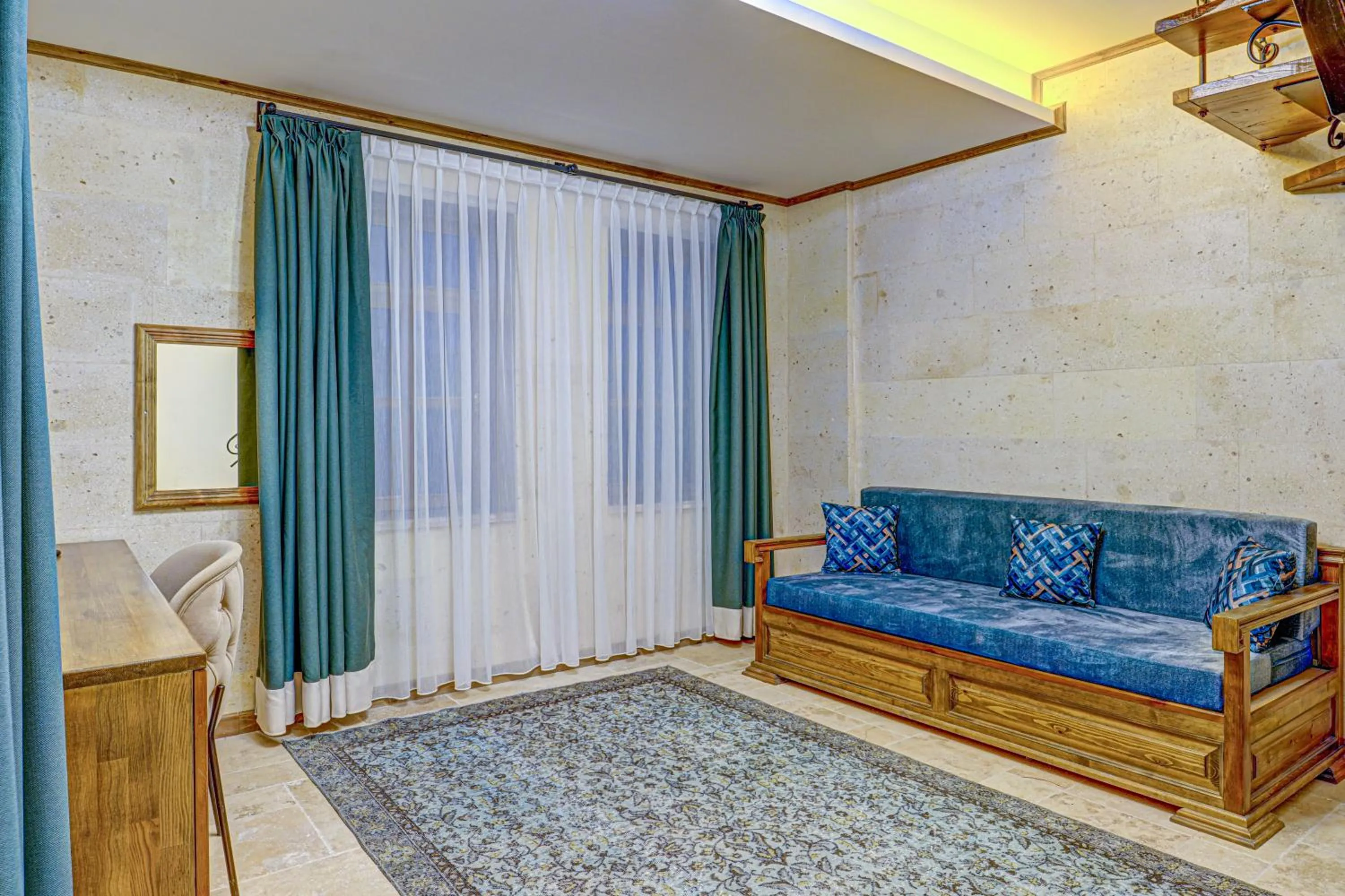 Photo of the whole room, Bed in Unique Cappadocia Palace