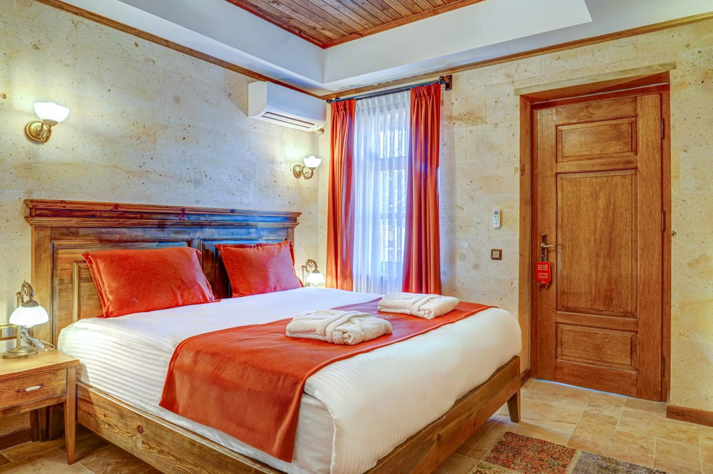 Photo of the whole room, Bed in Unique Cappadocia Palace