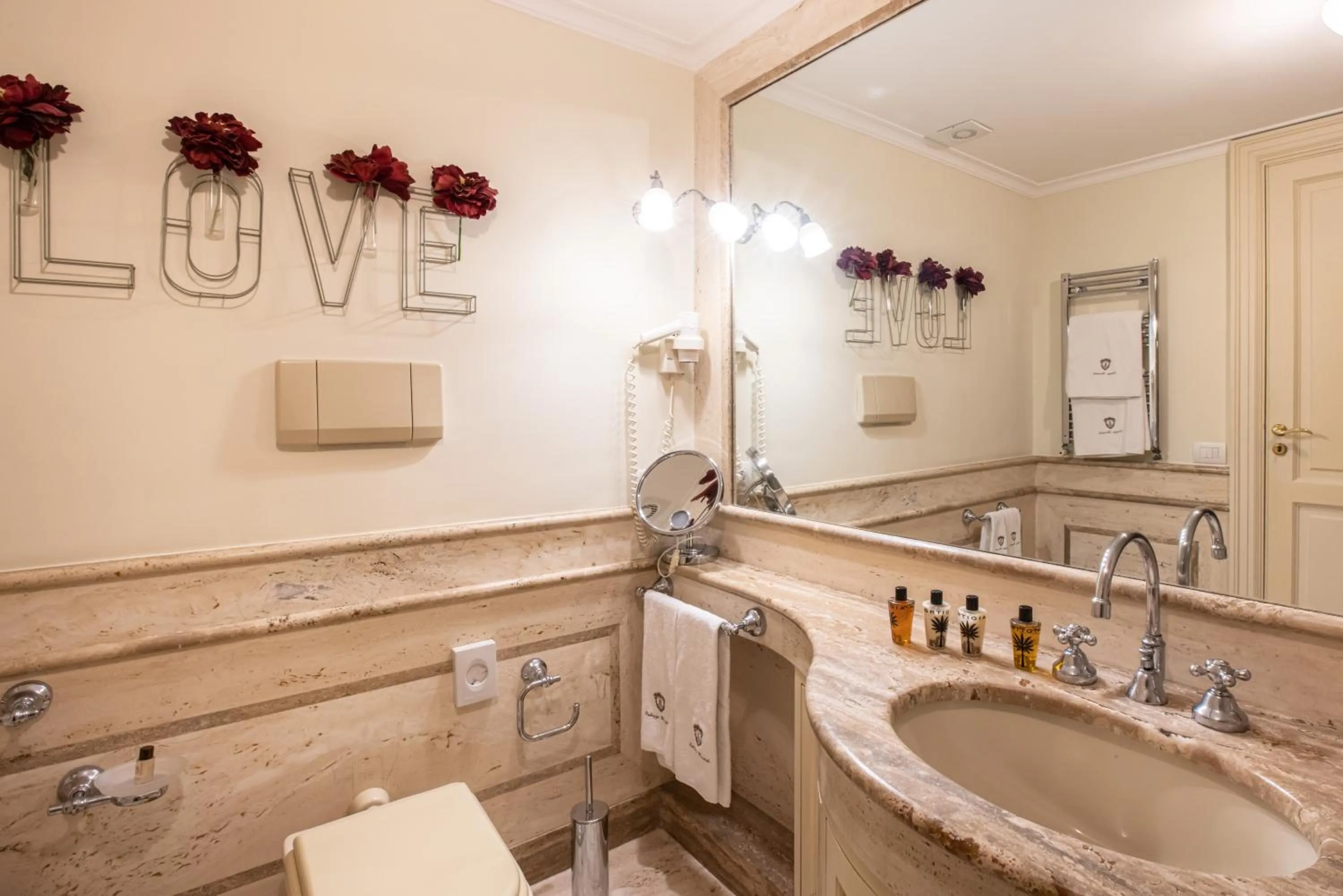 Bathroom in Palazzo Marziale