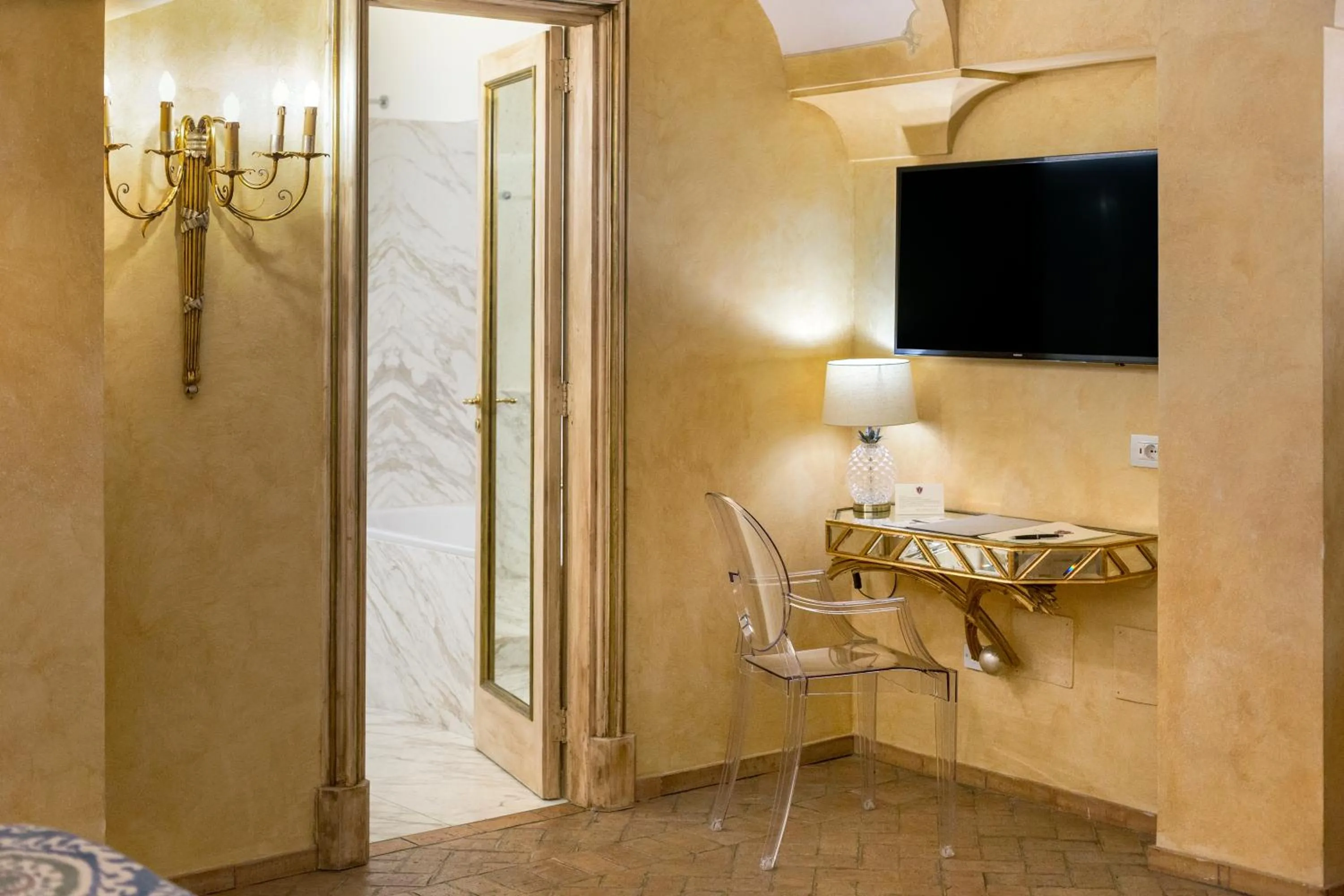 TV and multimedia in Palazzo Marziale