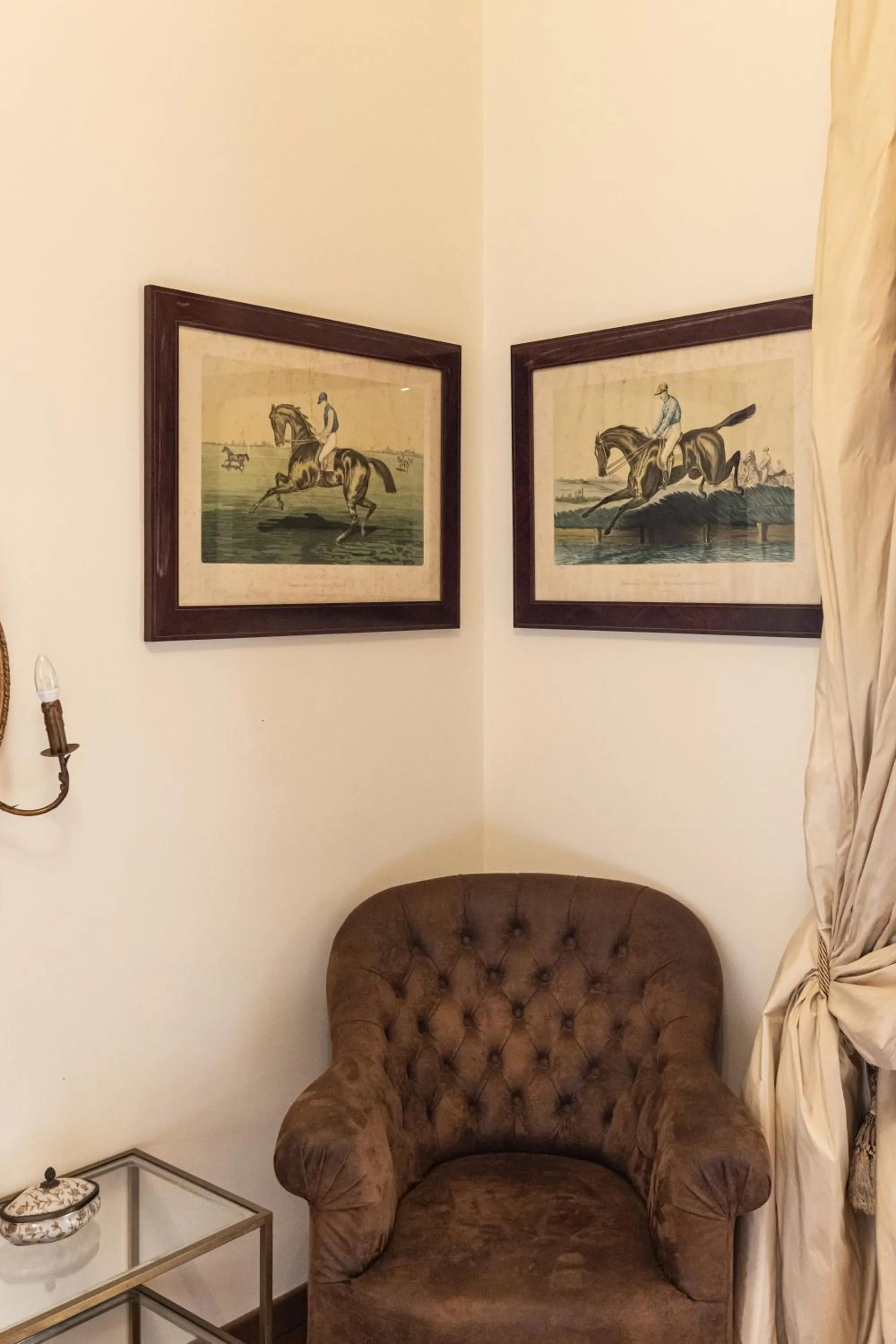 Seating area in Palazzo Marziale