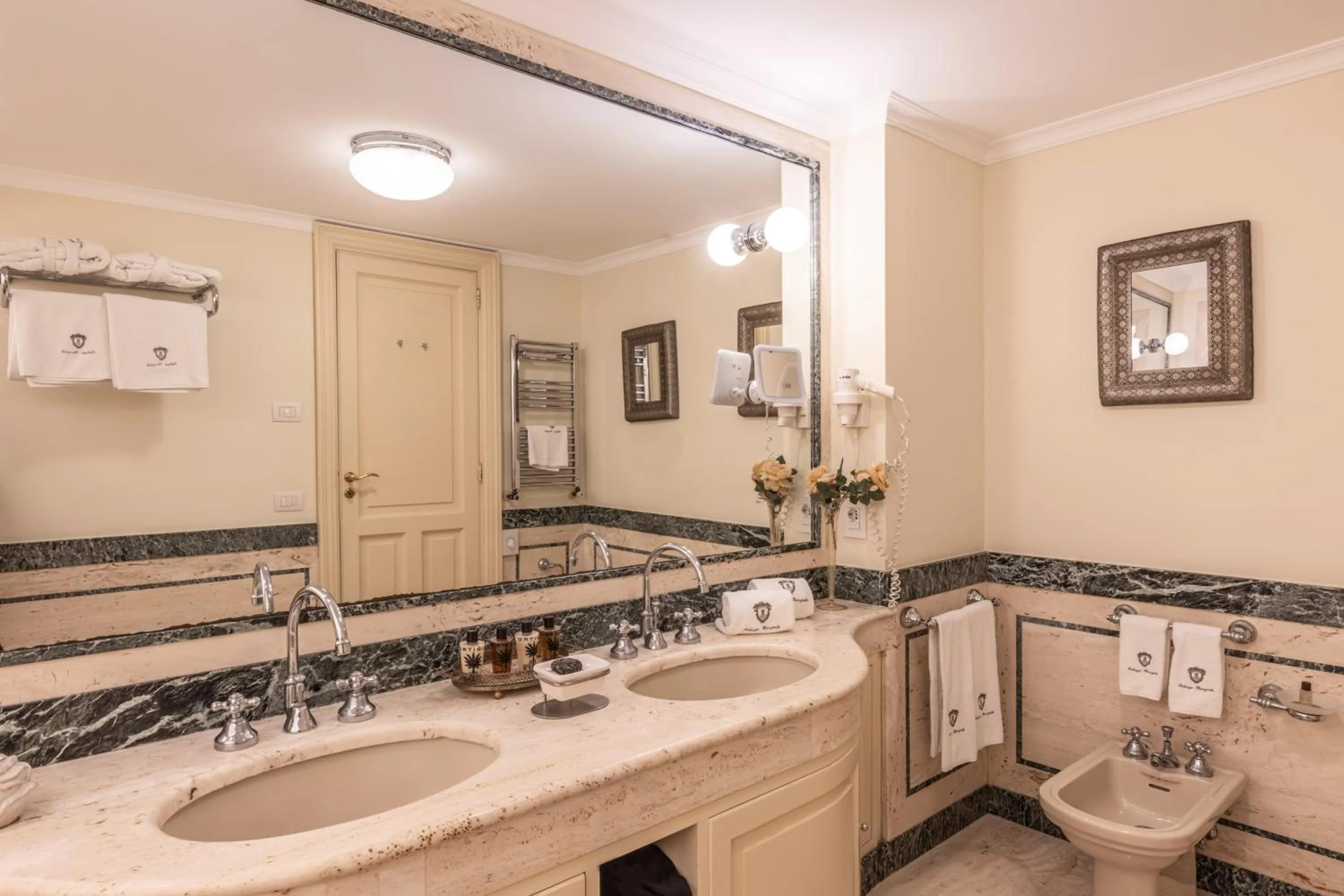 Bathroom in Palazzo Marziale